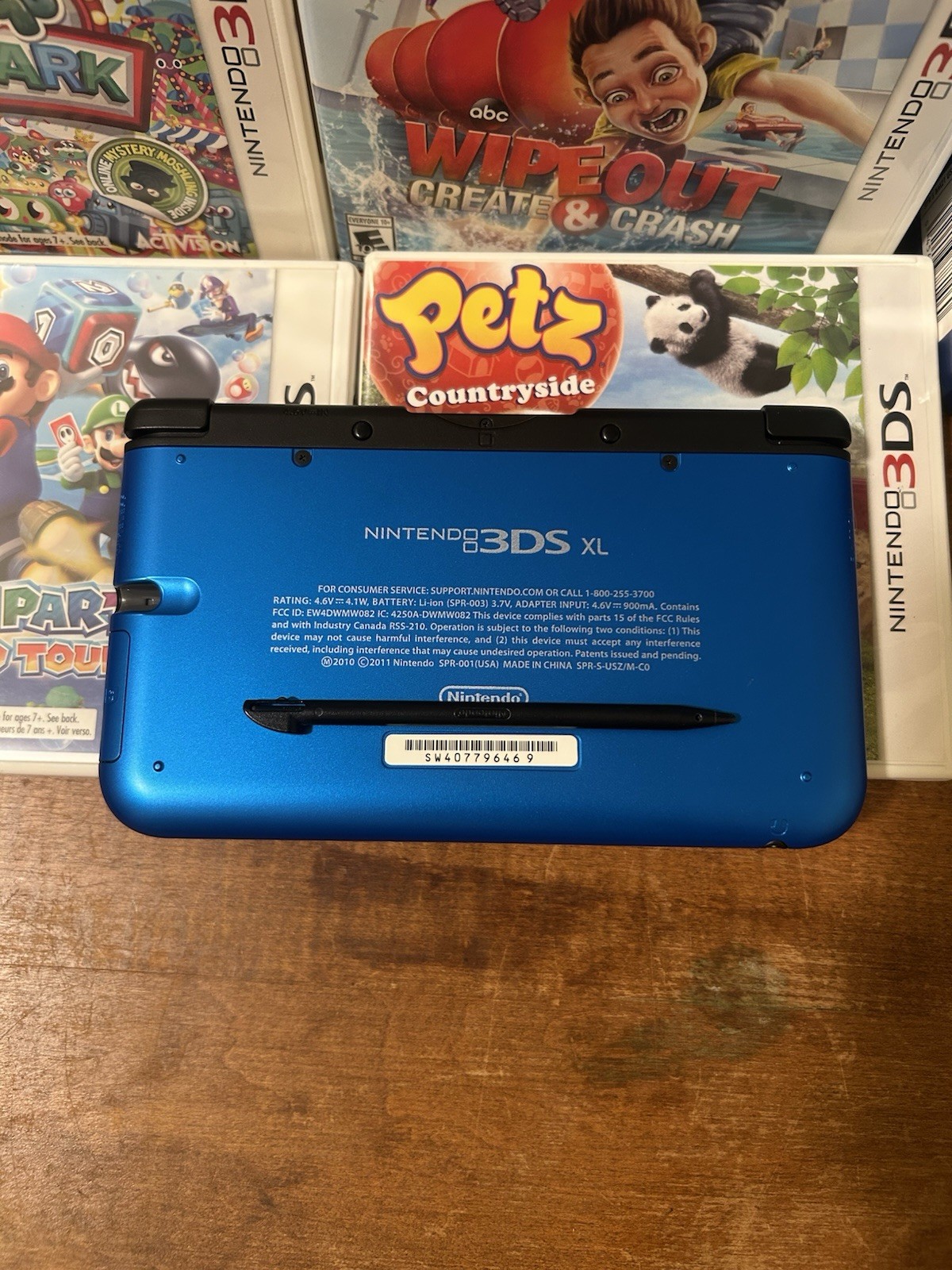 Nintendo 3DS XL Blue/Black Handheld Console Bundle