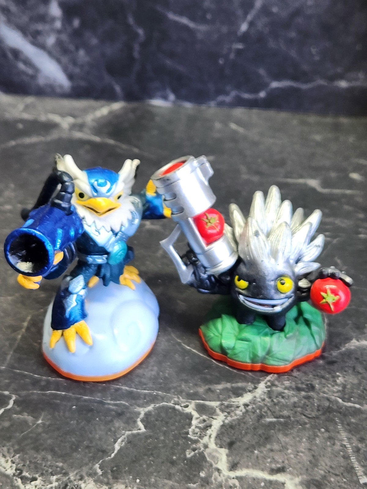 Skylanders Activision Collectible Action Figure Lot Assorted 30 + 3 Portals/card