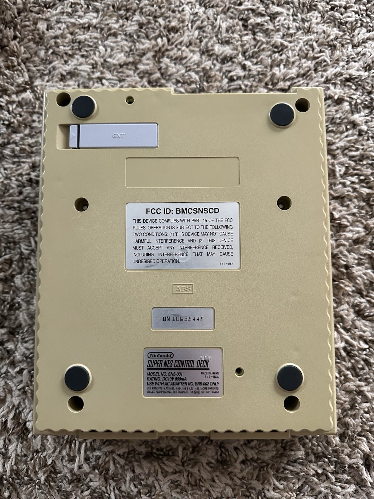 Yellowish Super Nintendo SNES Console Tested Working/GAME IS NOT INCLUDED