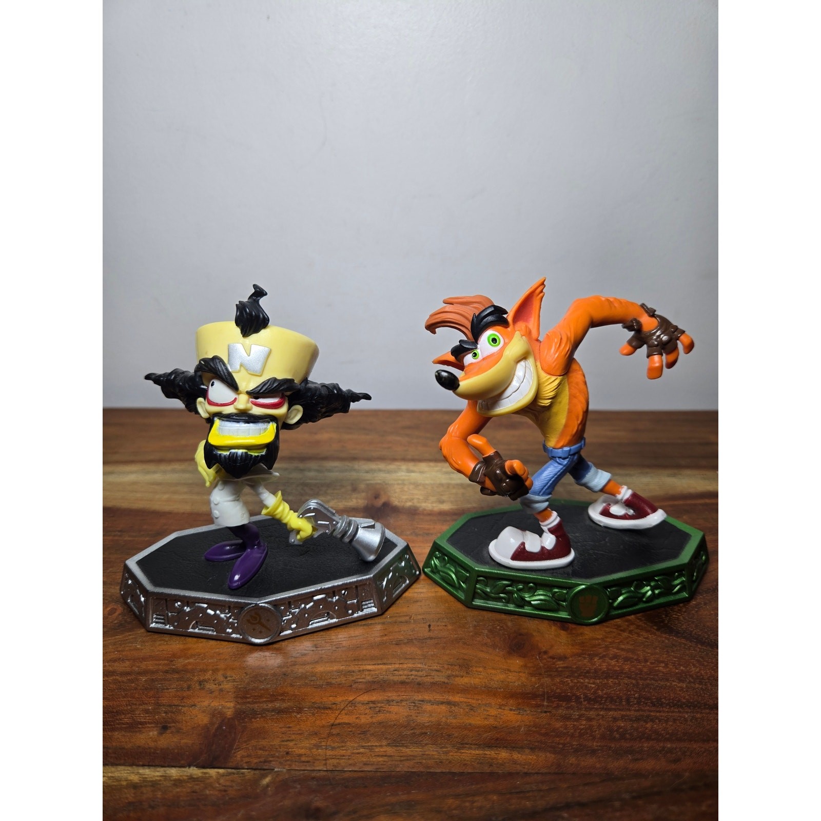 Skylanders Imaginators Master Sensei Crash Bandicoot and Dr. Neo Cortex