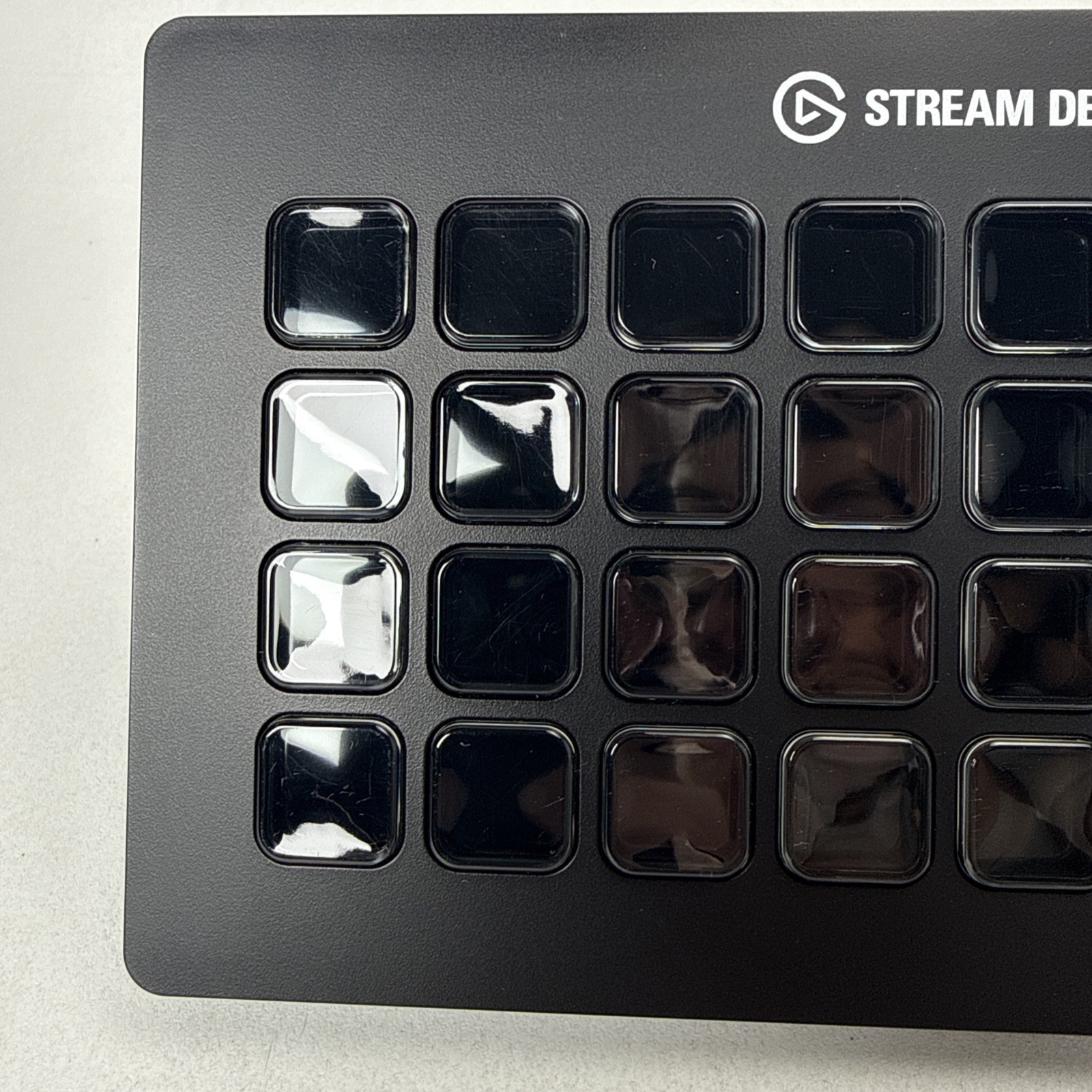 Elgato Stream Deck XL 32-Key Macro Controller Stand USB-C Cable Tested Works