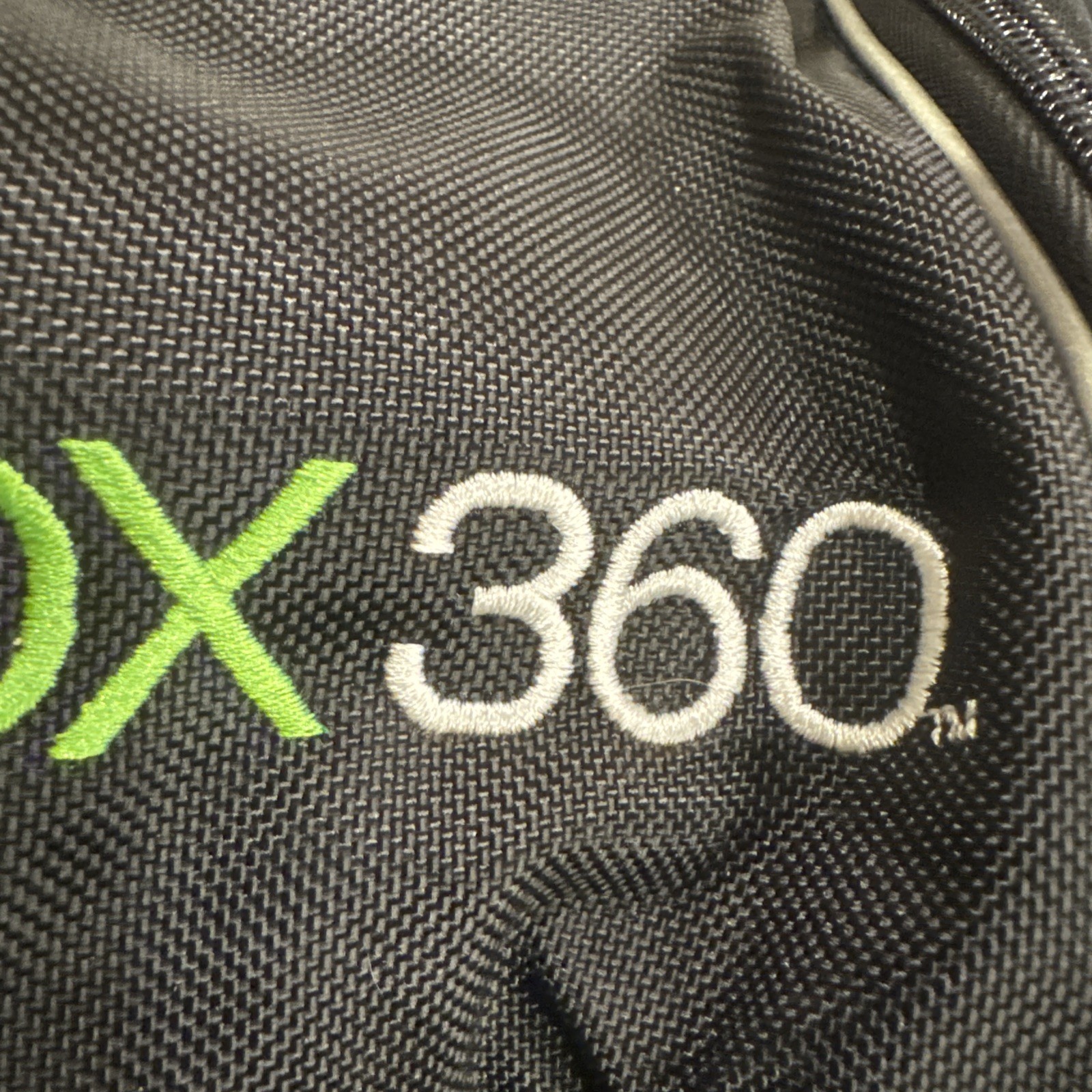 Black Mad Catz Licensed Xbox 360 Padded Backpack Case w/ Partitions Black Nylon