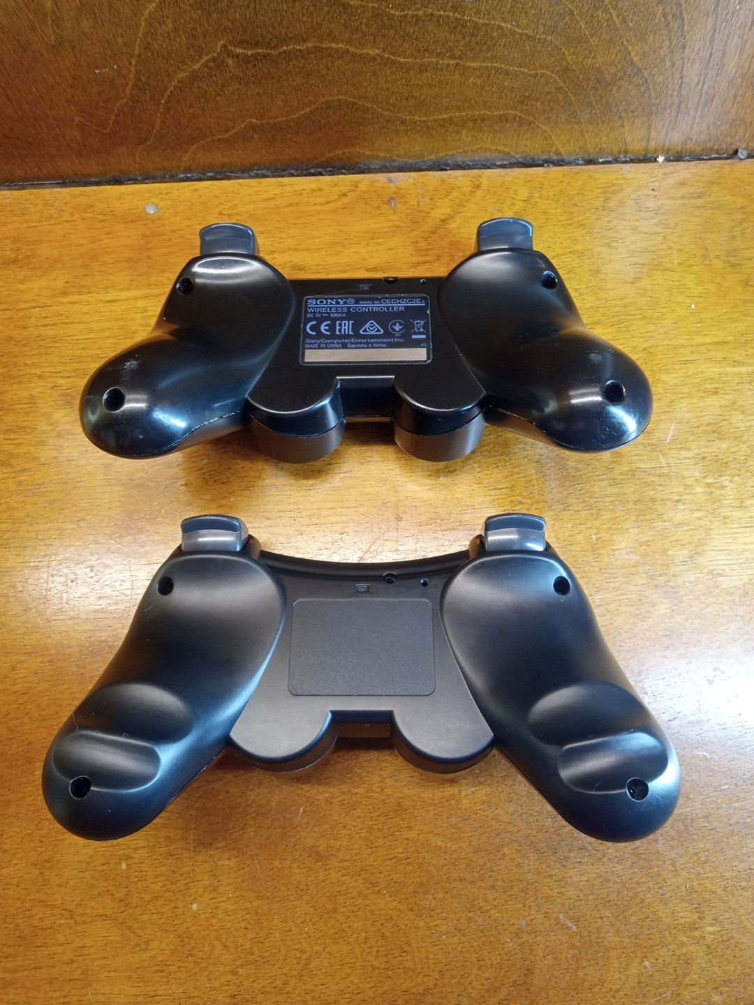 PS3 CONTROLLERS/ ONE IS OEM DUAL SHOCK & ONE IS UNBRANDED/ FREE SHIP