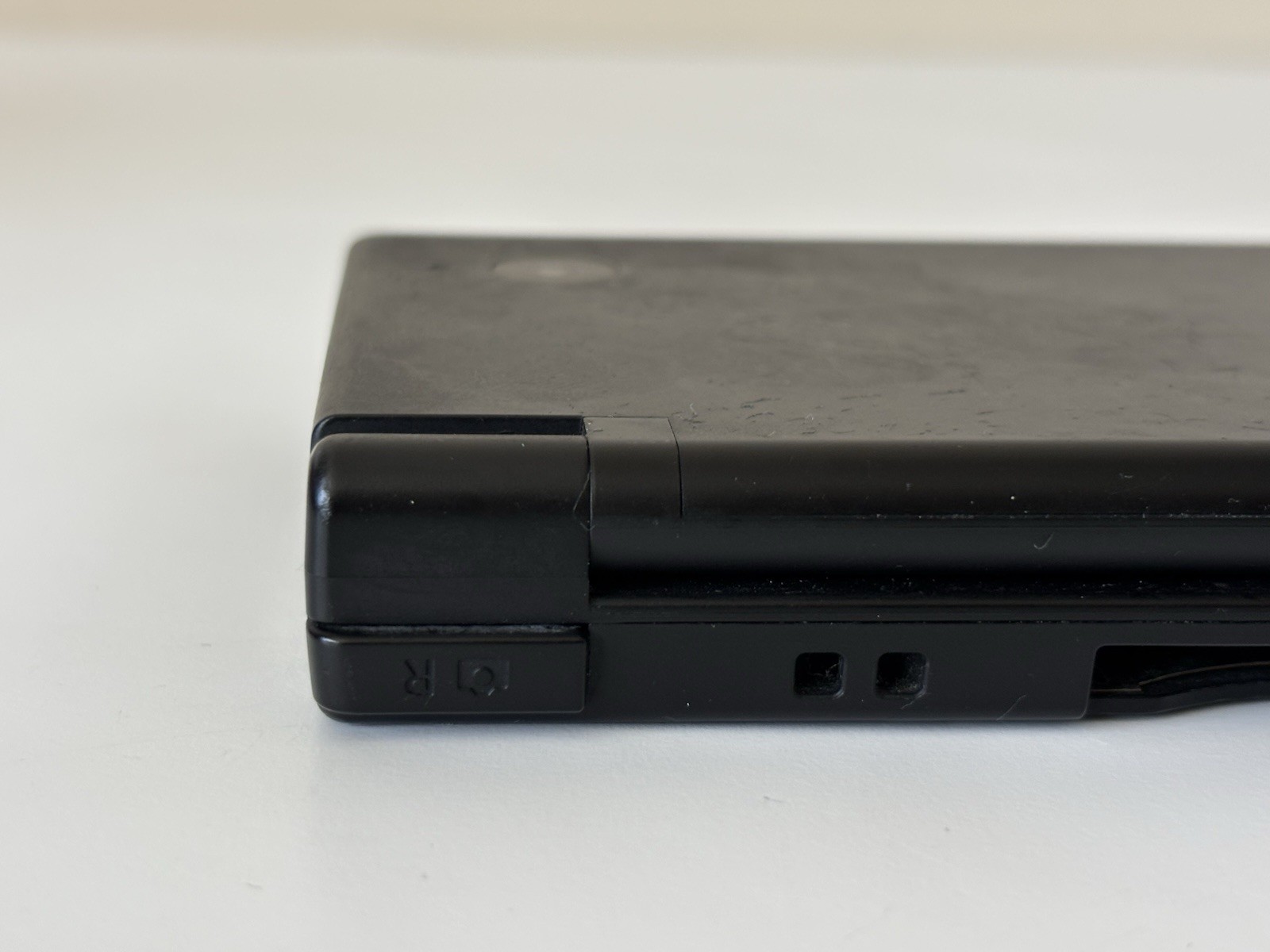 Nintendo DS Matte Black TWL-001 Handheld Video Game System And Game & Case