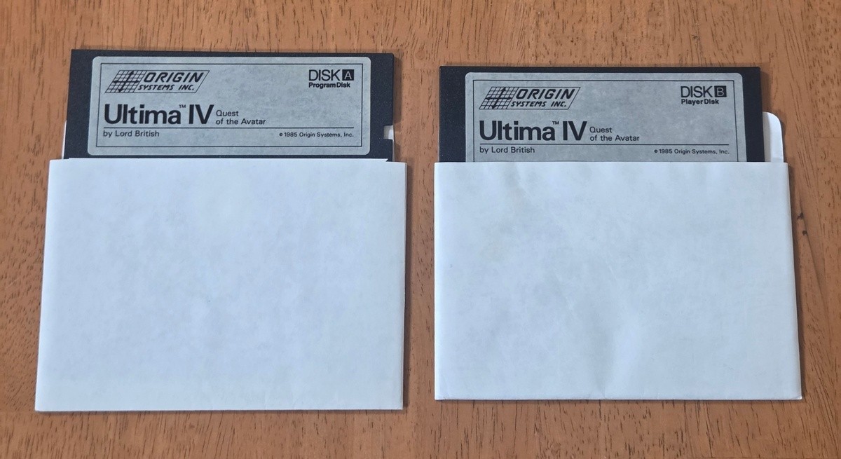 Ultima Second Trilogy IV V VI IBM PC Big Box Game 5.25″ Complete CIB Paper Map