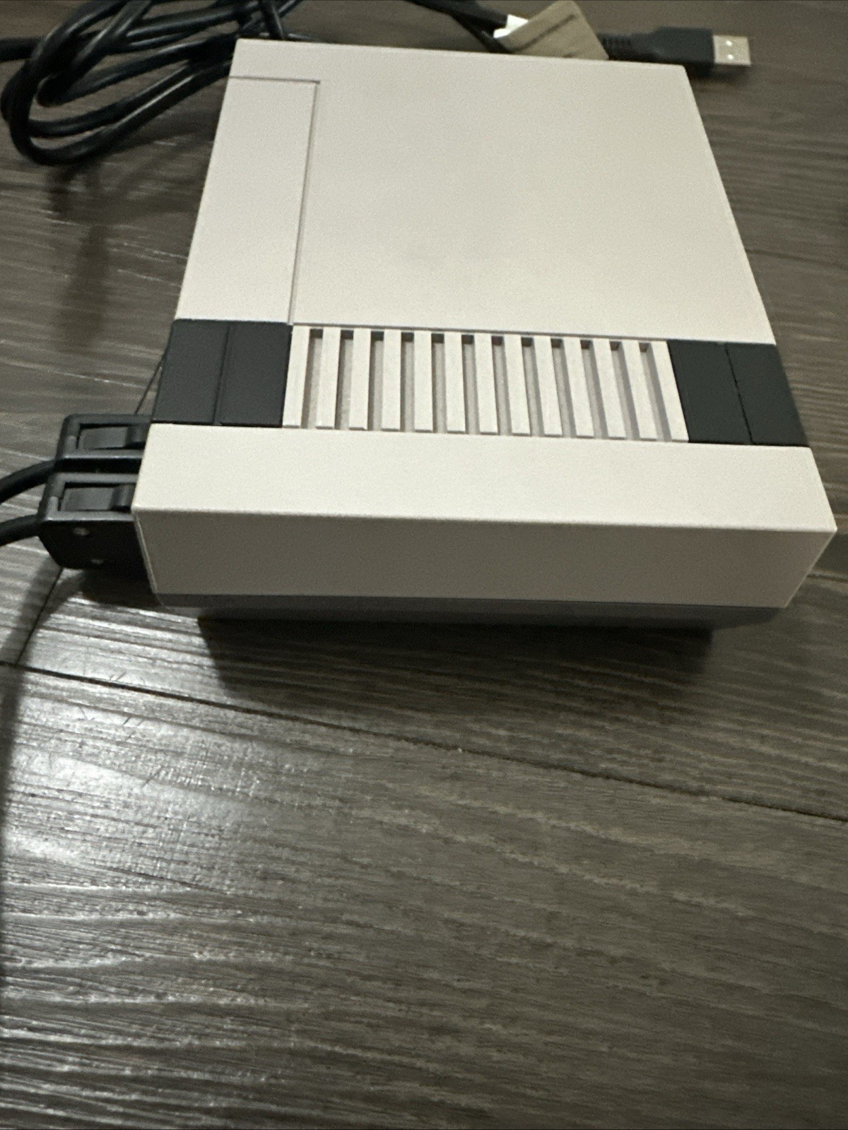 Nintendo NES Classic Edition Entertainment System CLV-001 With 2 Controllers