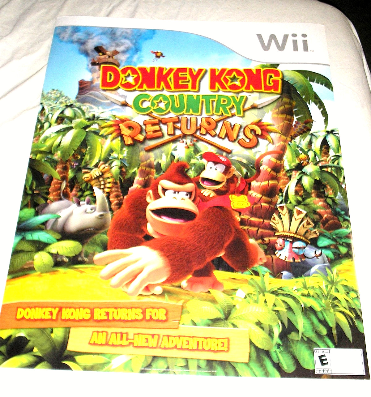 DONKEY KONG COUNTRY WII 28X22 POSTER RARE PROMO ORIGINAL no folding lines NEW
