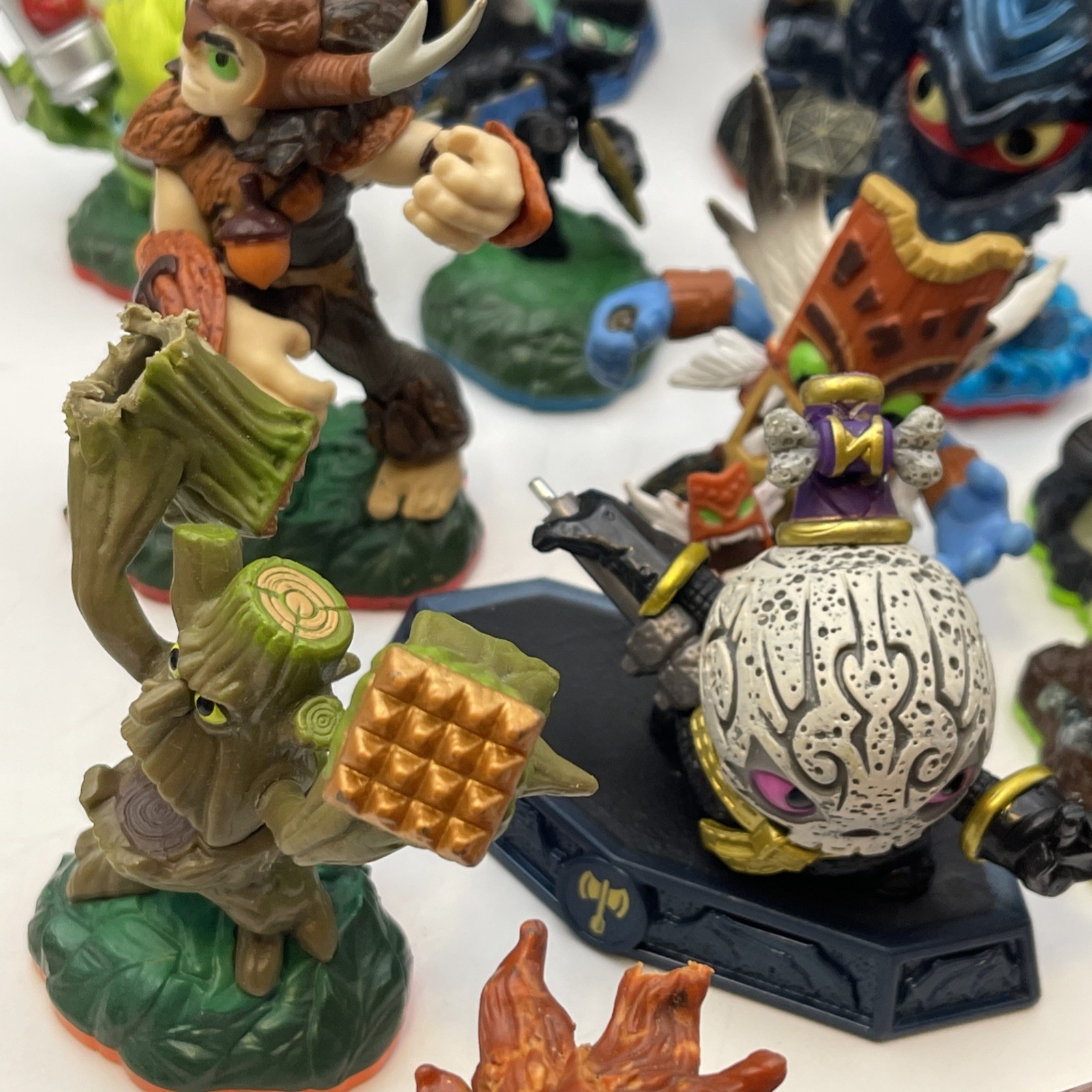 Skylanders Mixed Lot of 45 Figures Spyro, Giants, Vehicles, Some Damaged