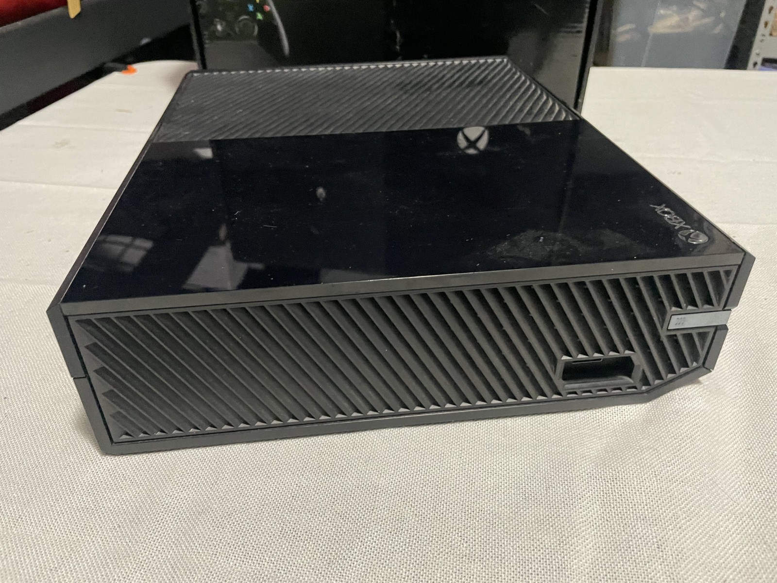 Microsoft Xbox One Day One Edition 500GB Black Console + GAMES