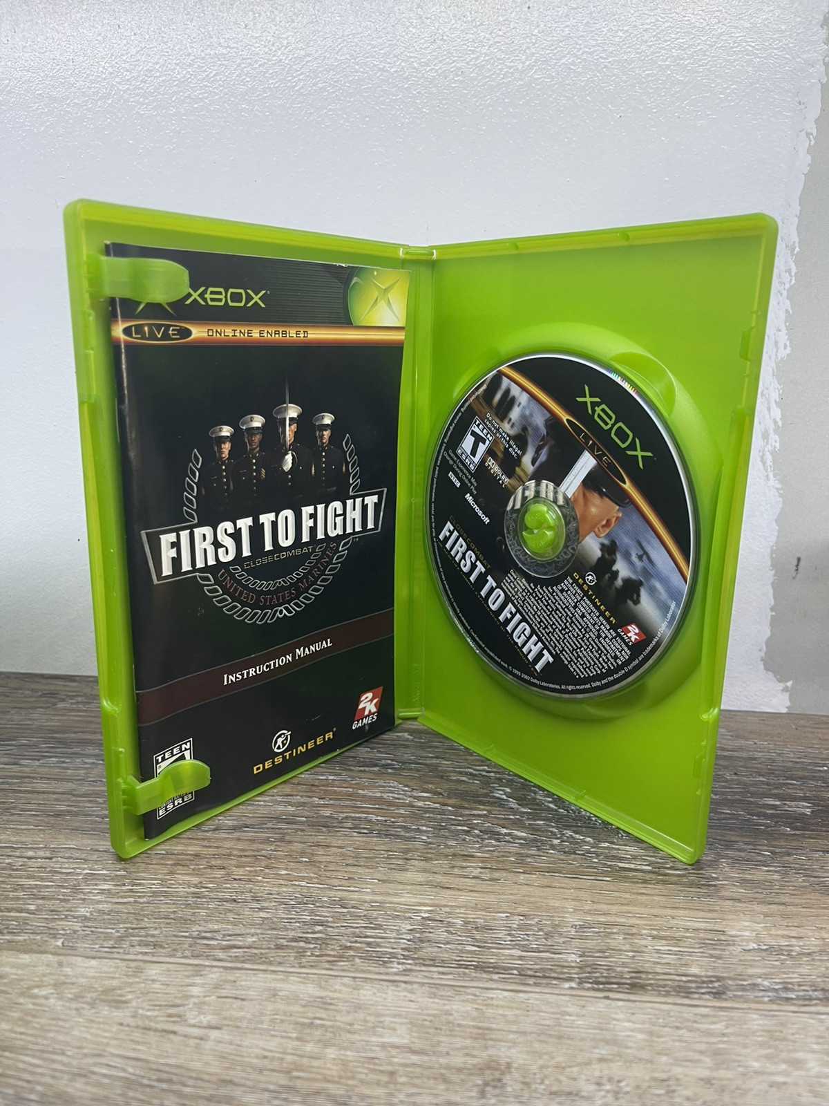 Close Combat: First to Fight (Microsoft Xbox, 2005) Complete Tested Working