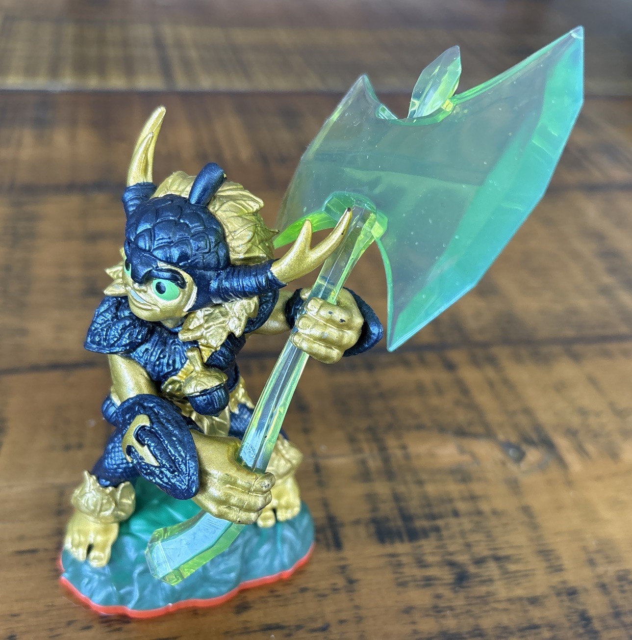 Skylanders Trap Team Legendary Bushwack