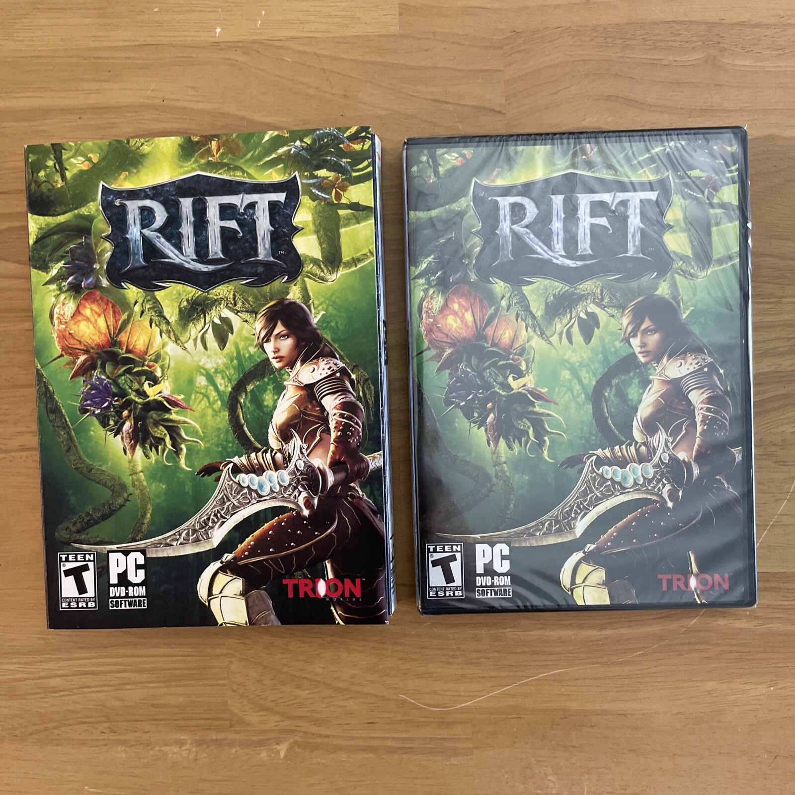 Rift PC 2011 Video Game Brand New and Sealed