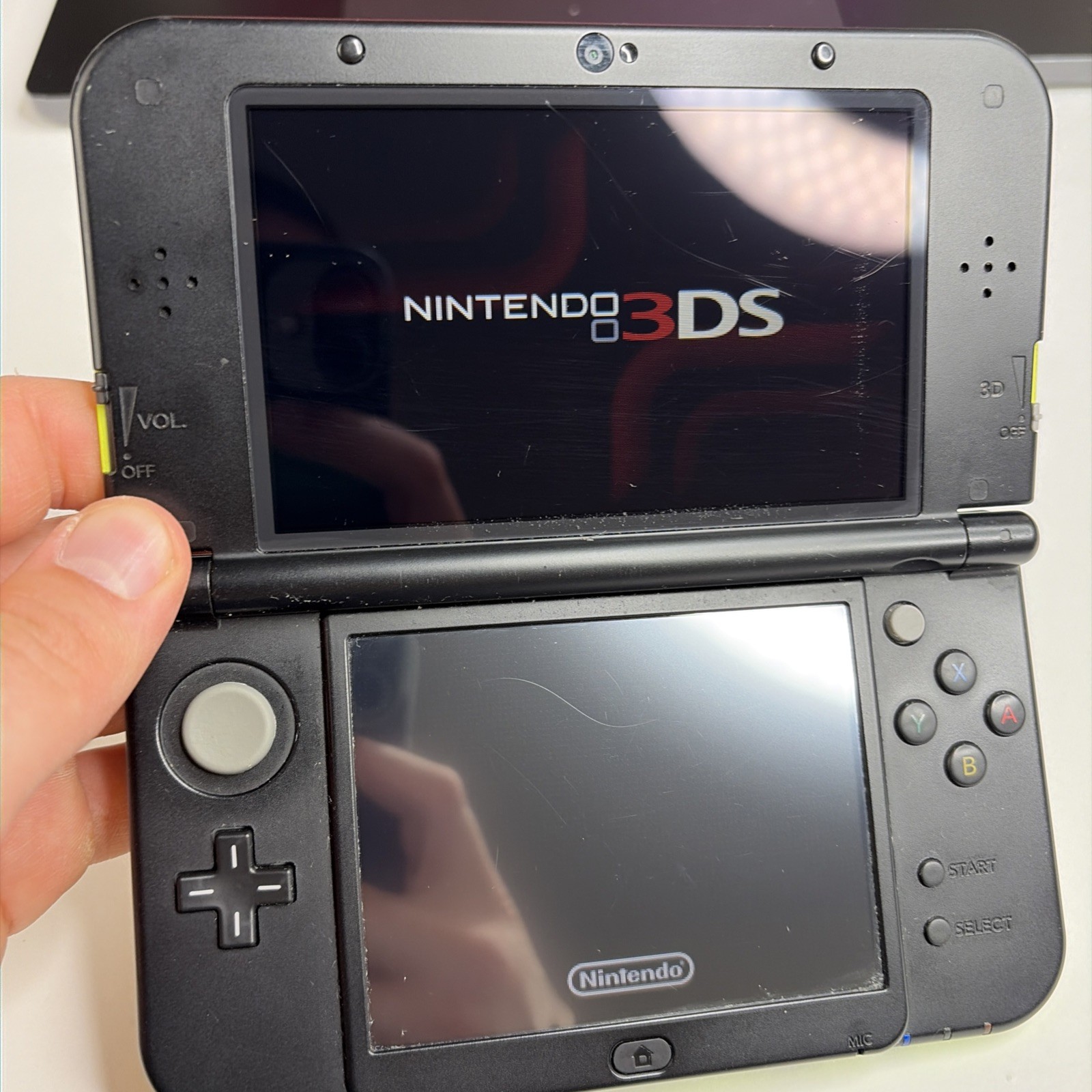 Nintendo New 3DS XL – Lime Green Mario World Console US Model W Charger Stylus