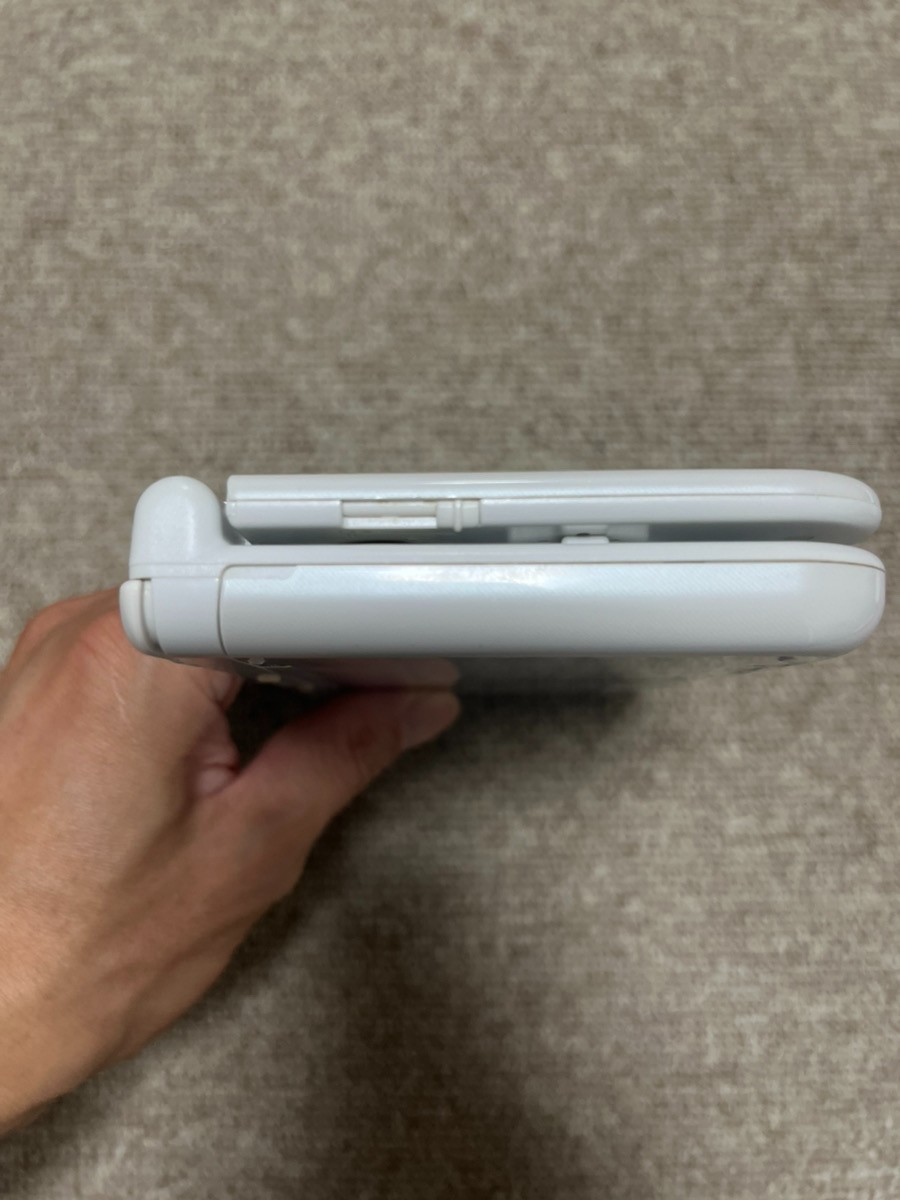 New 3DS LL XL Pearl White Japan Nintendo Console region Japanese B7