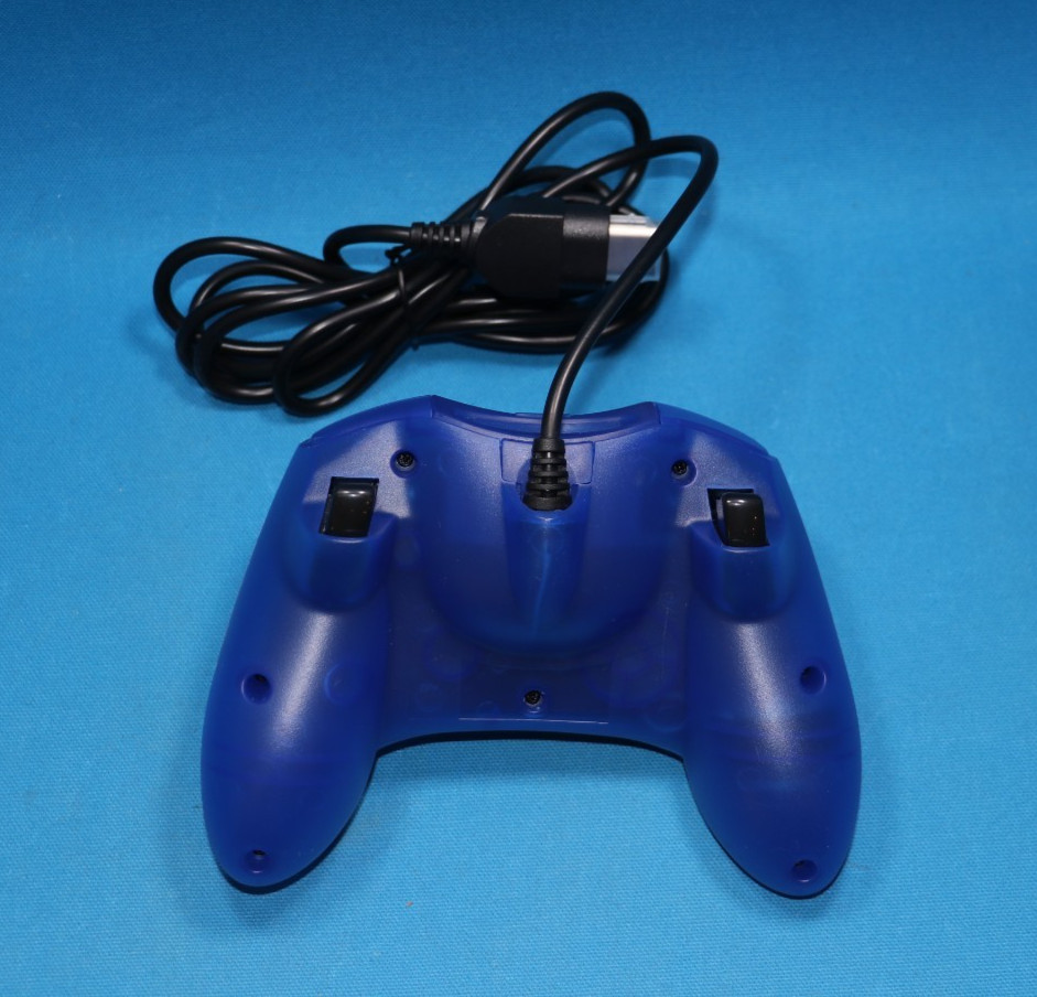WIRED S TYPE CONTROLLER FOR ORIGINAL MICROSOFT XBOX BLUE TRANSLUCENT NEW