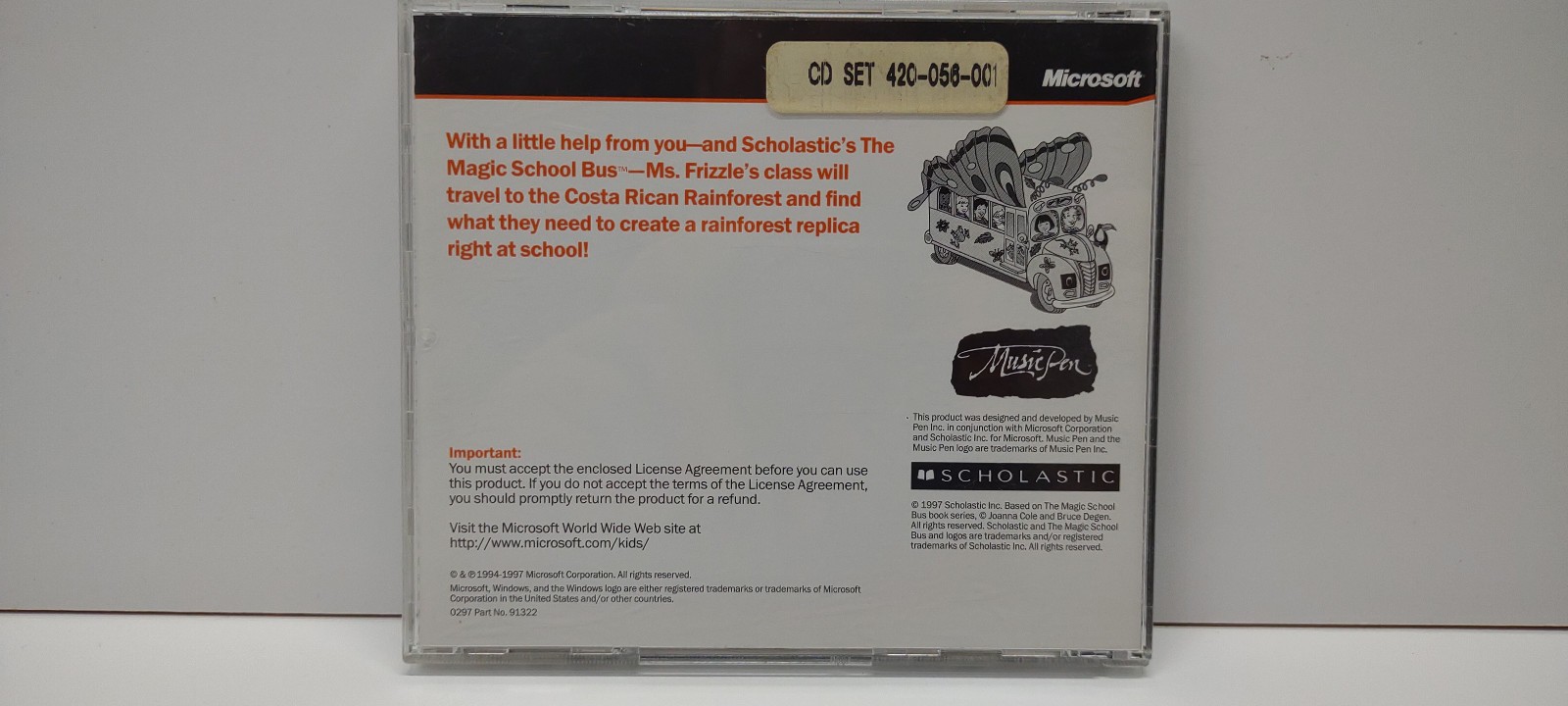 Magic School bus Explores the Rainforest PC Windows 95 1997 CD