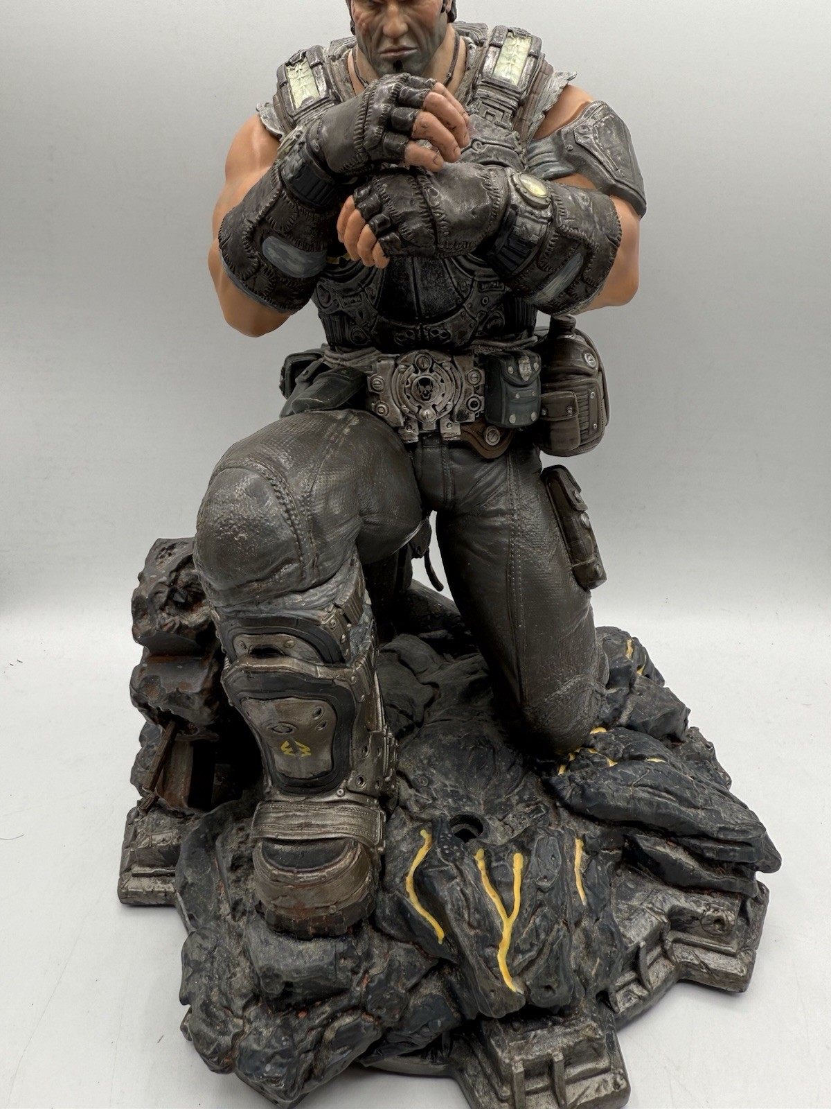 Gears Of War 3 Limited Edition-Marcus Fenix Figure Statue Epic Games