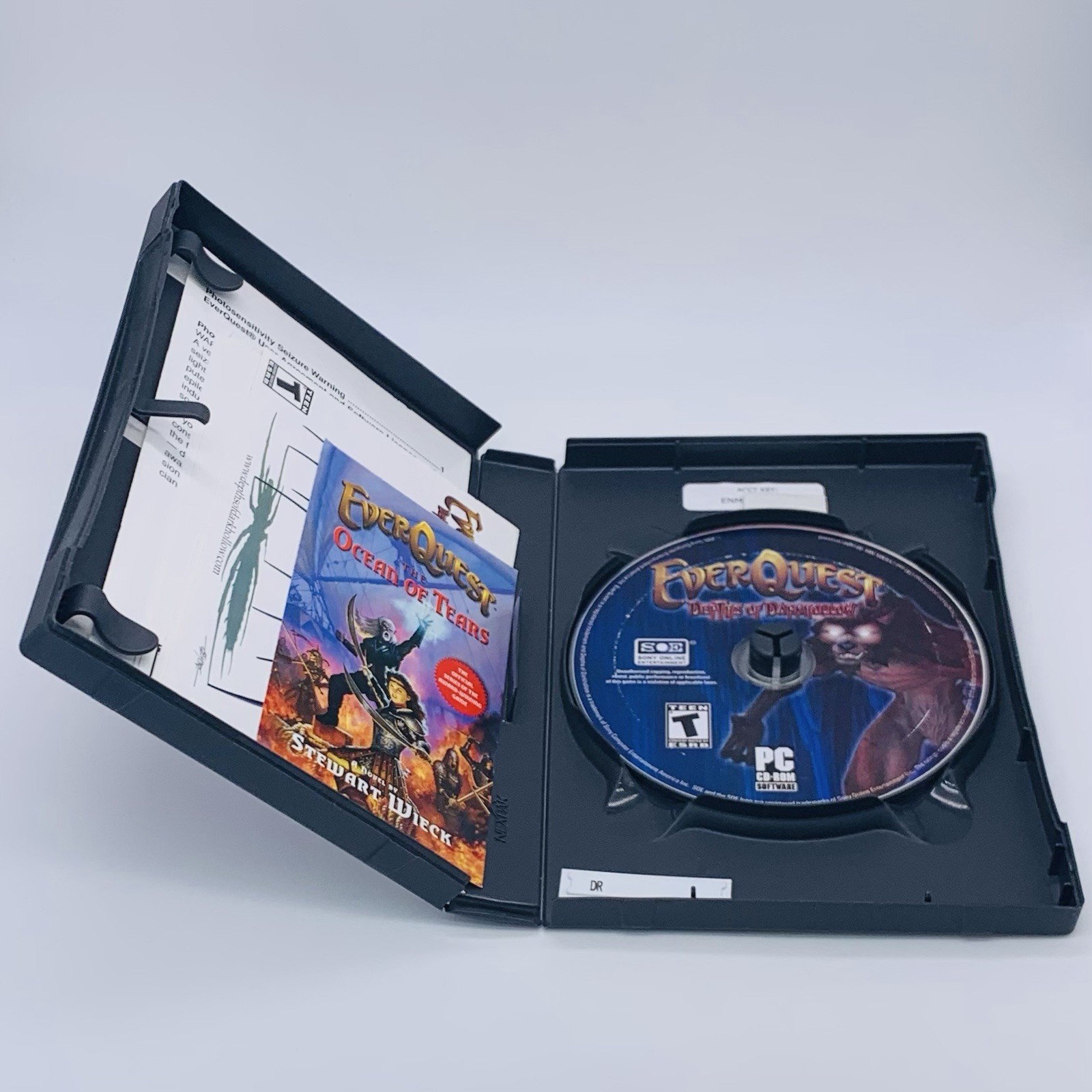 EverQuest: Depths of Darkhollow PC Expansion PK 2-Disc Manual Insert 4 Postcards