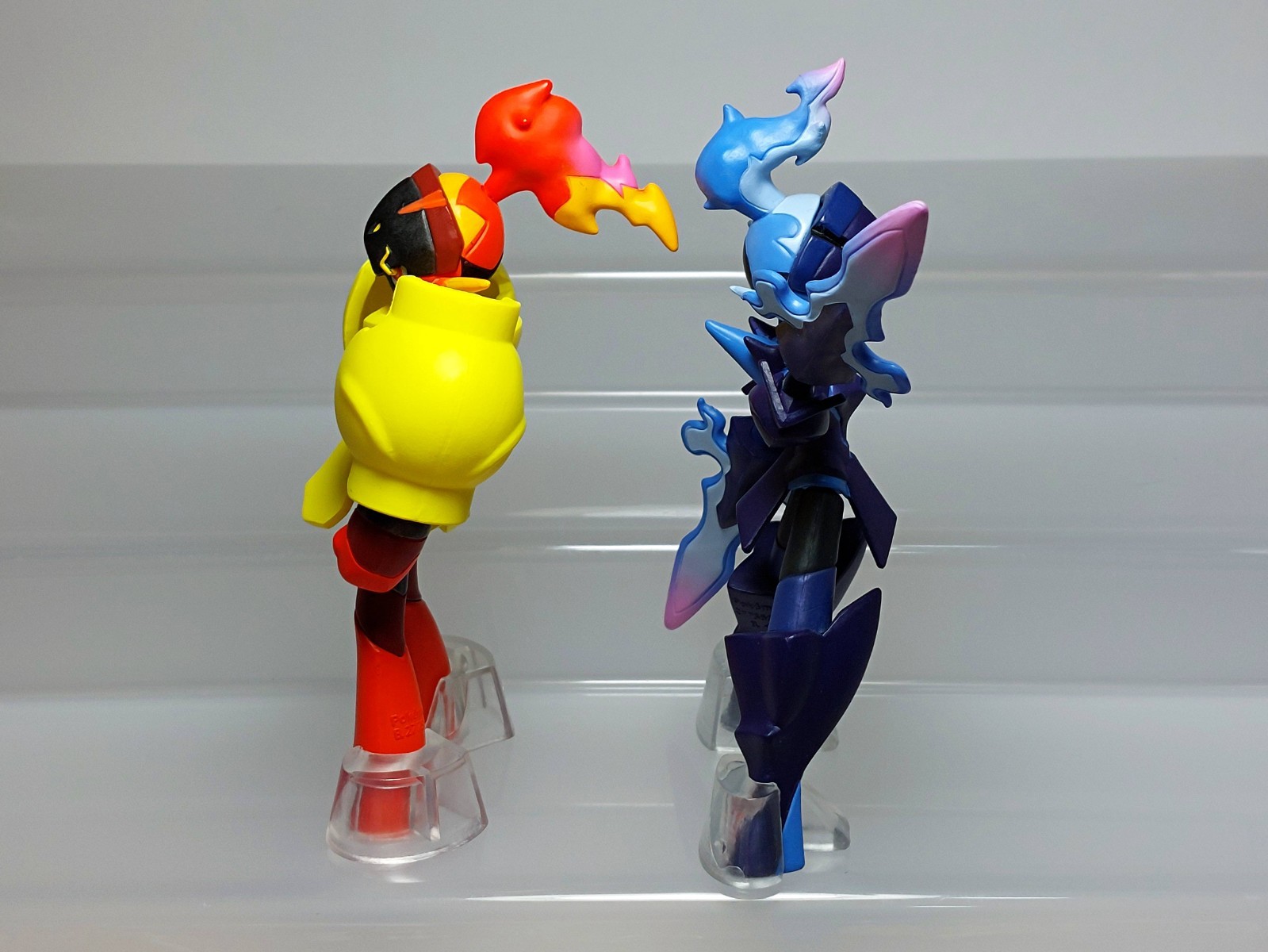 Pokemon Assembled and Moveable! Ceruledge Armarouge Premium Bandai 4.9in