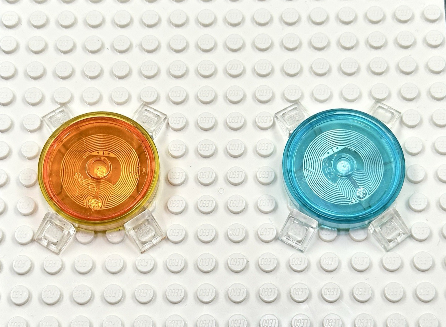 LEGO Dimensions Toy (2) pc Base Disc Tag Only Lot – Ghostbusters – Slimer