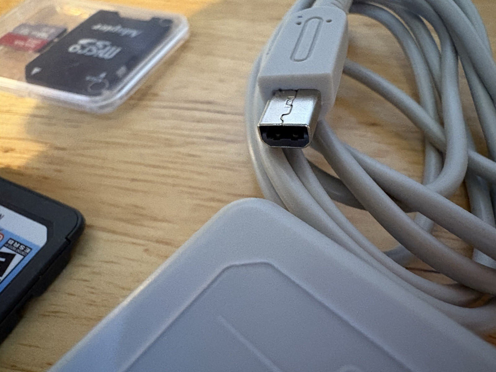 128gb SD Card, Nintendo 3DS Games And Charger