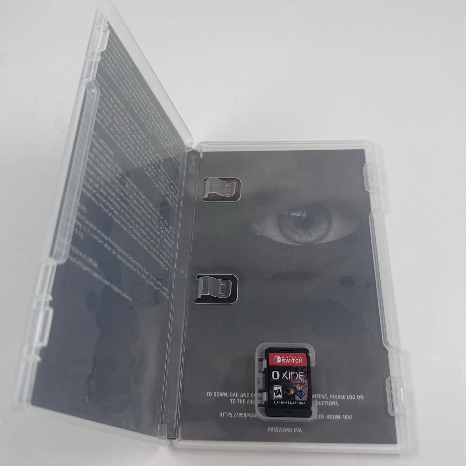 Oxide Room 104 (Nintendo Switch, 2022) Original Case Tested Excellent Condition