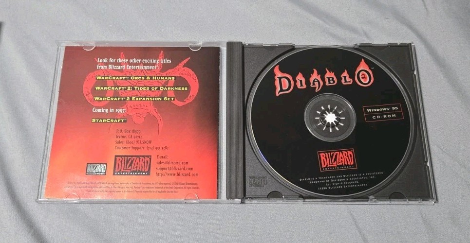 Rare Diablo PC Computer CD-ROM 1998 COMPLETE Blizzard Windows 95 Rated M HTF OOP