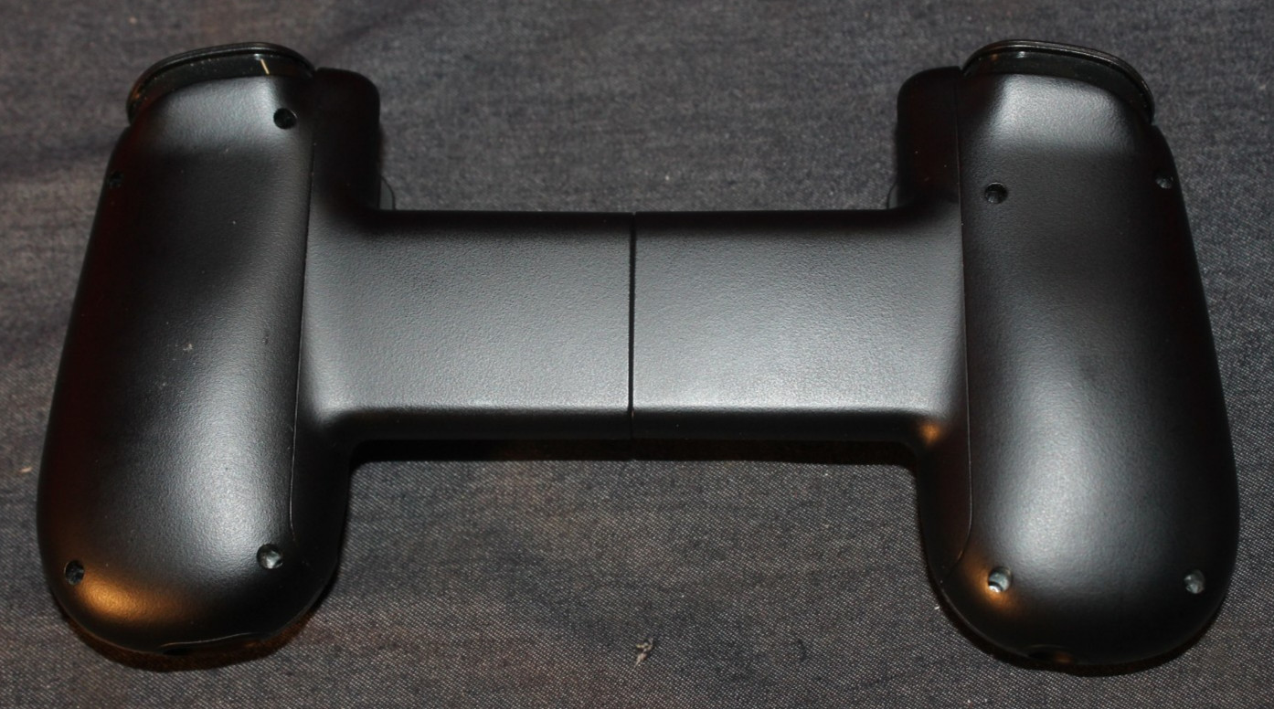 Backbone BB-51 Black Controller For Android or Apple Phones AO4077515