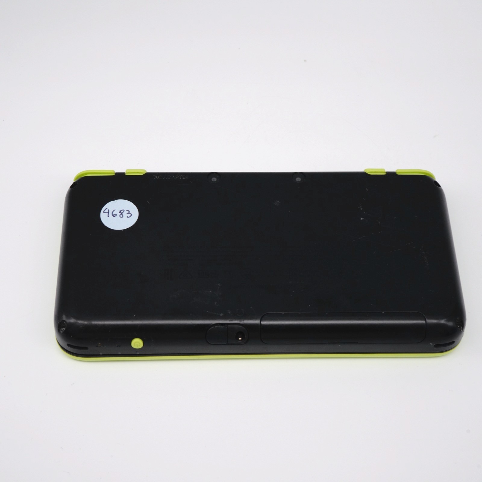 Nintendo “New” 2DS XL LL Console Black Lime 4GB +Charger + Stylus (USA Seller)