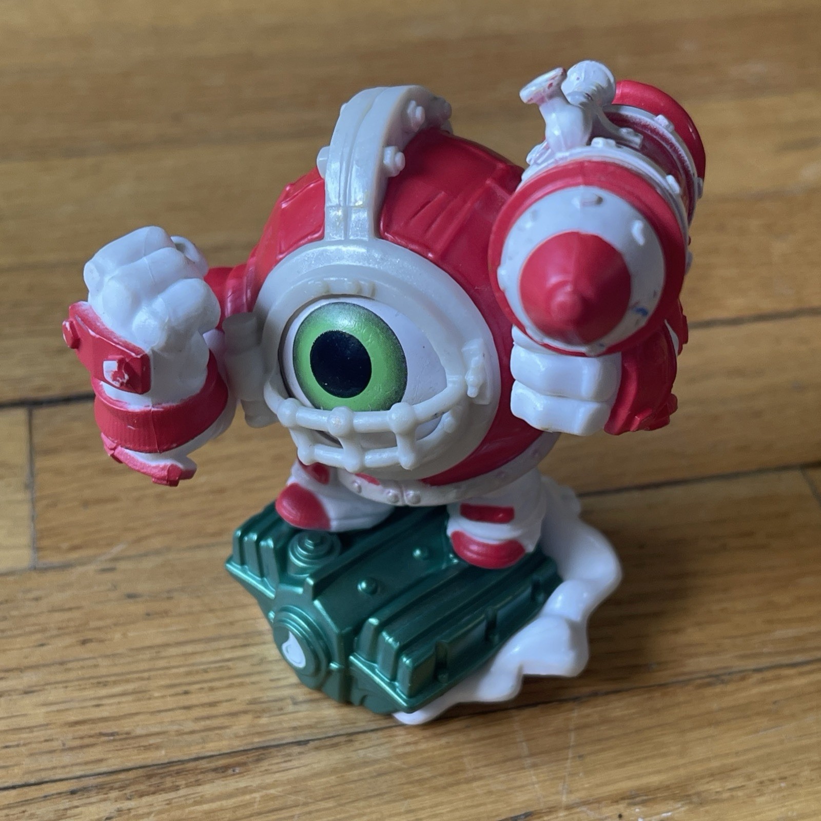 Skylanders Supercharger Missile Tow Dive Clops Limited Edition Figure ONLY