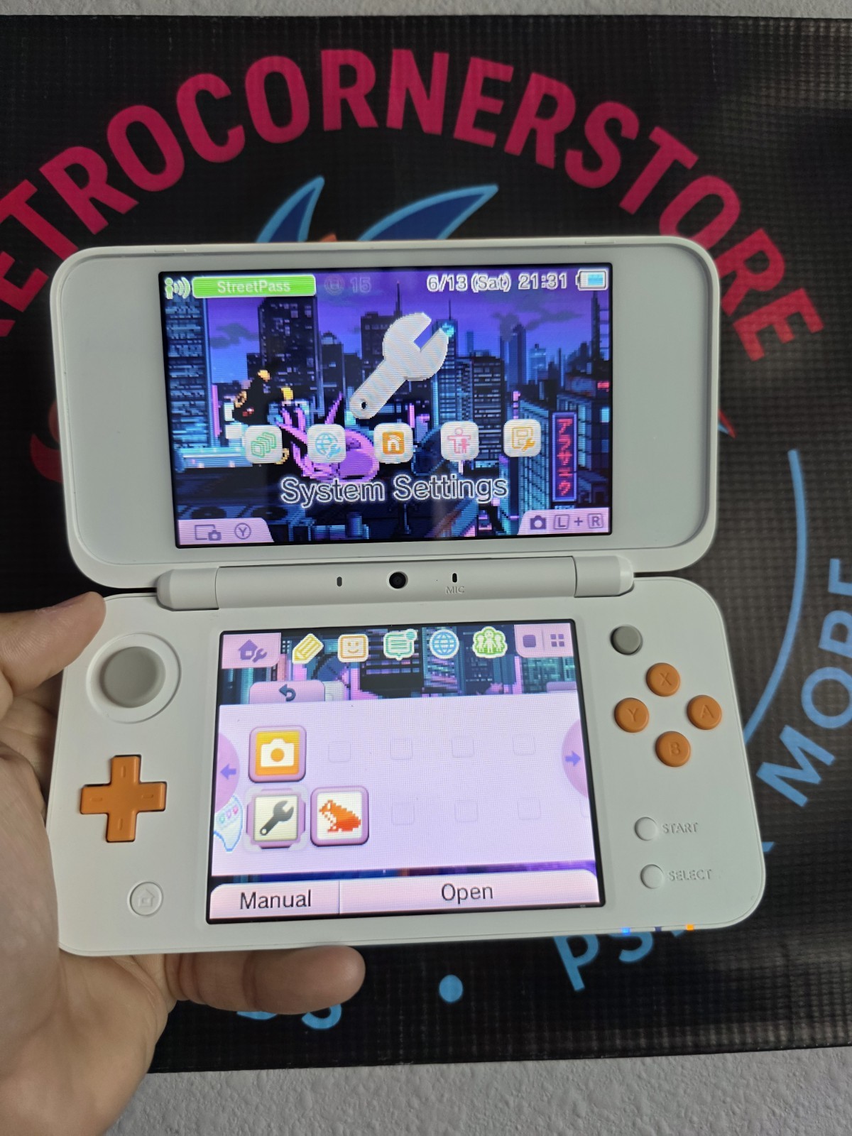 Nintendo New 2DS XL Console White/Orange FAST SHIPPING