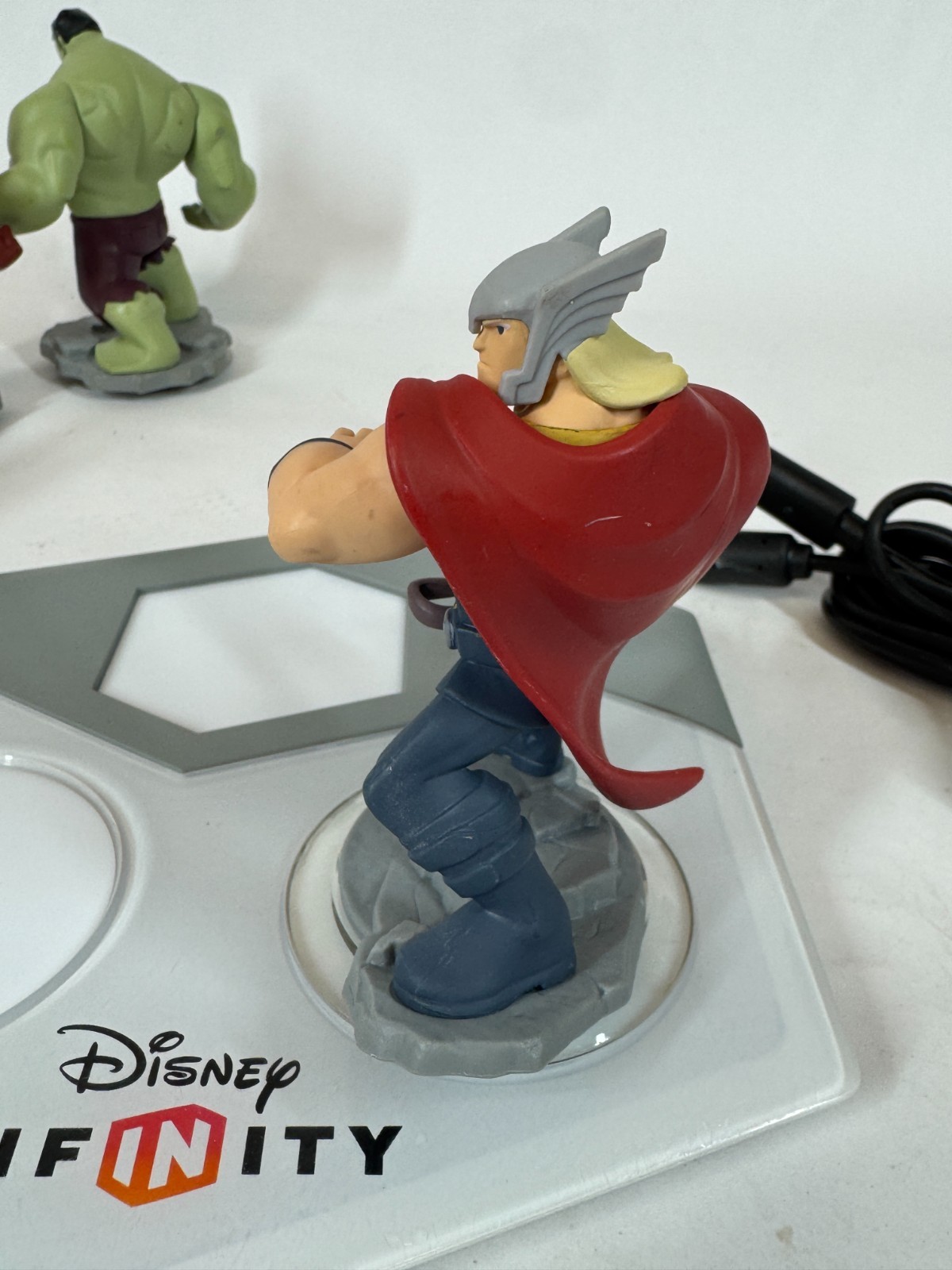 Disney Infinity 2.0 Marvel Avengers Figures Iron Man Hulk Thor Captain America
