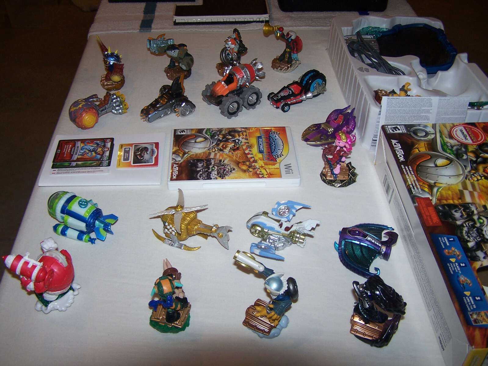 Skylanders Superchargers Racing Wii Lot Set 20 Poster Cards Stickers Exclusives