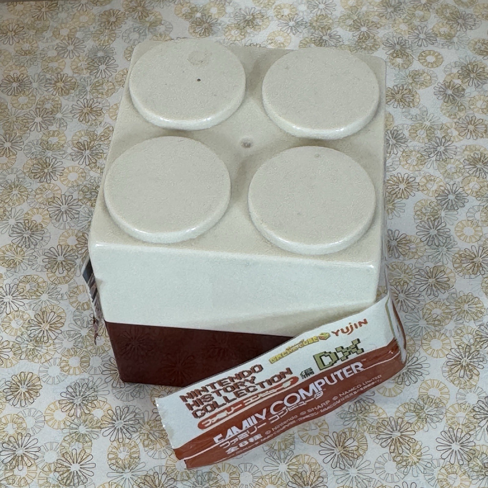 RARE Japanese Gashapon Mini Famicom – Nintendo History Collection DX Blind Box