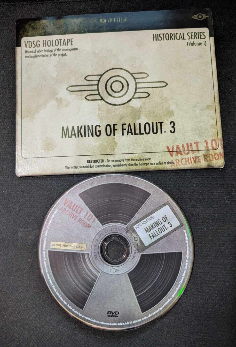 Fallout 3 Making of Fallout 3 DVD disc Vault 101 Archive Room New
