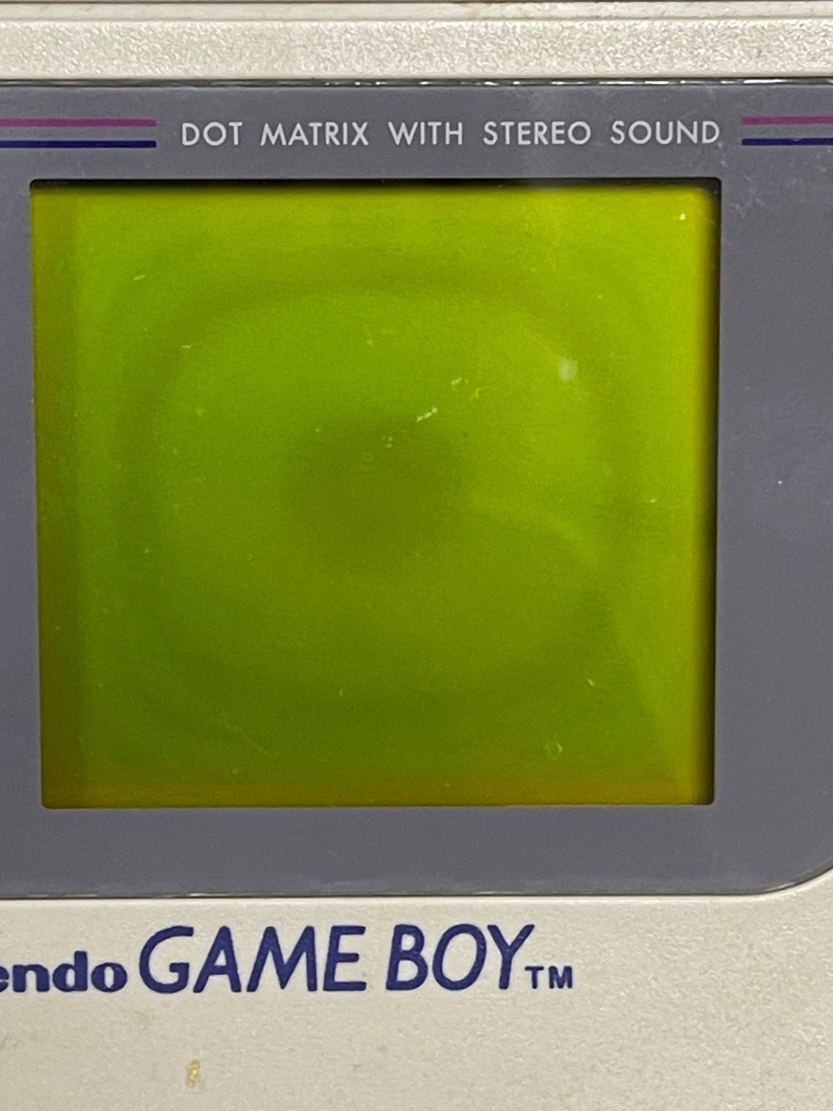 Original Nintendo Game Boy DMG-01 Works Includes Mad Catz Power Clip Battery
