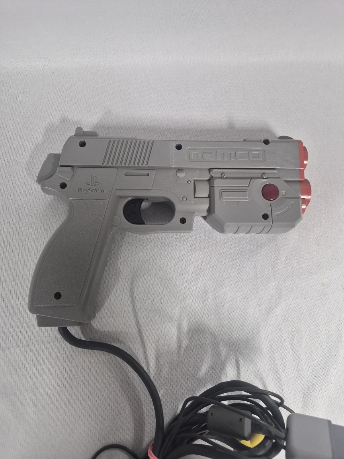 Namco NPC-103 PS1 PlayStation 1 Light Gun Wired Controller Gray/Red/Black