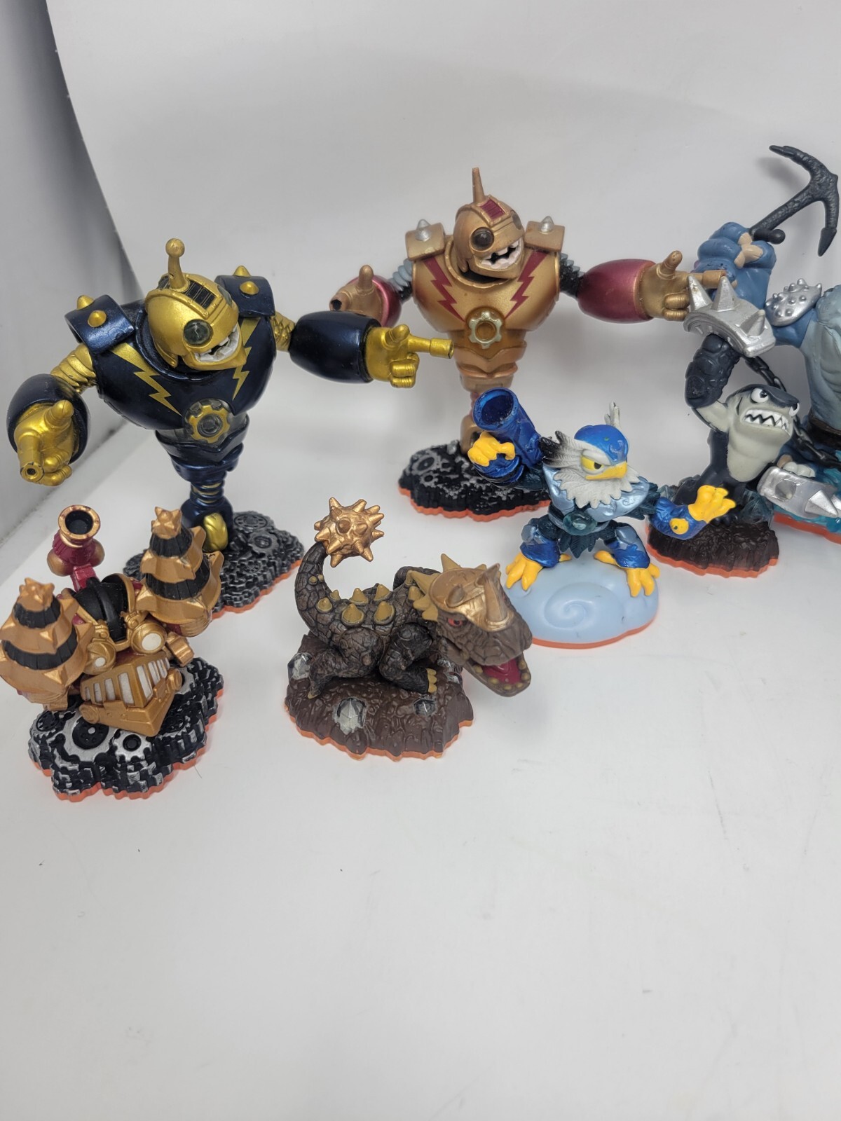 Skylander 19 Figure Lot Skylander Giants And Other Sets.