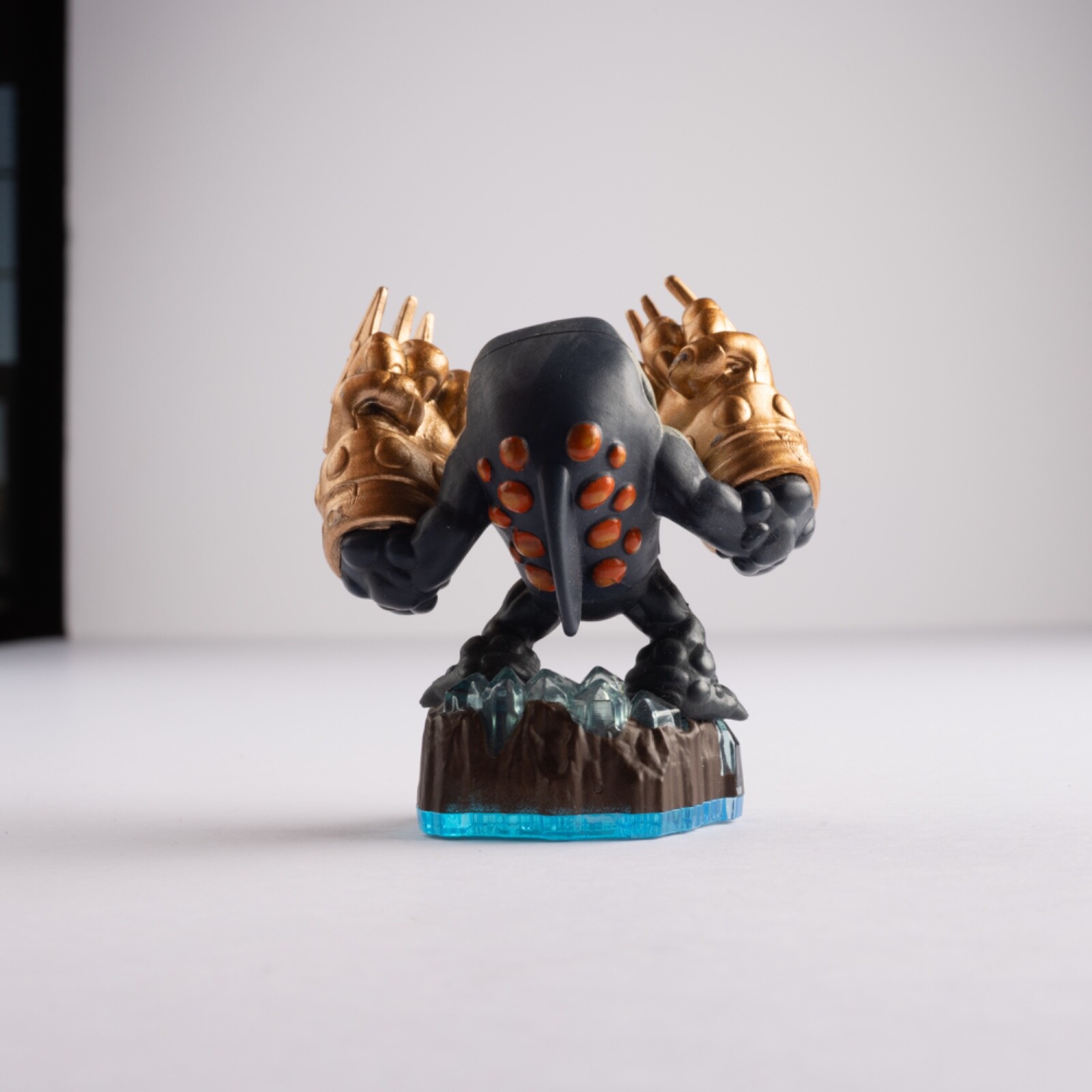 Skylanders Swap Force – Figures + Select Trading Cards/Stickers – Collection