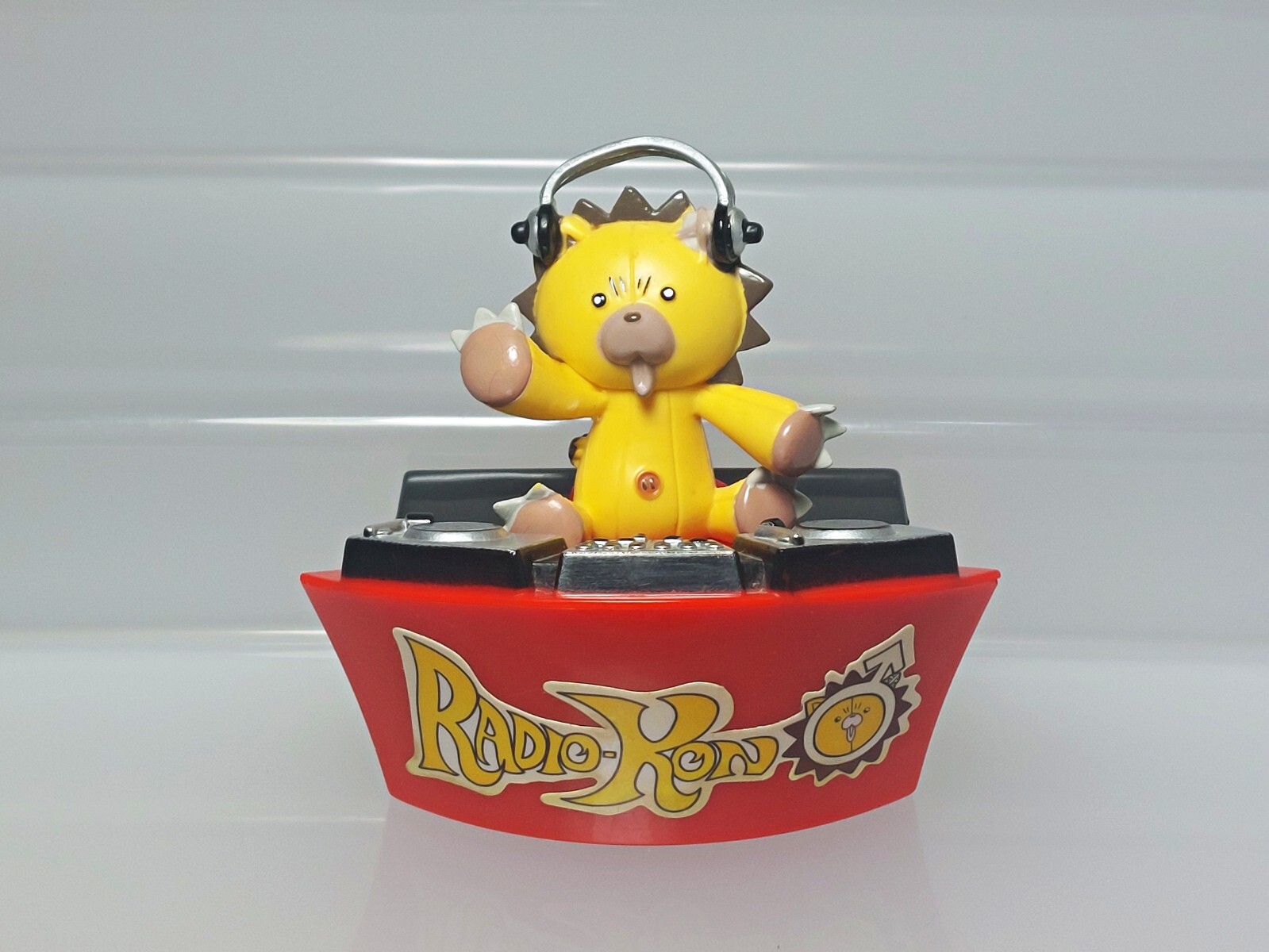 Bleach Kon Figure Radio Weekly Jump Toy Japan T06 2.4in
