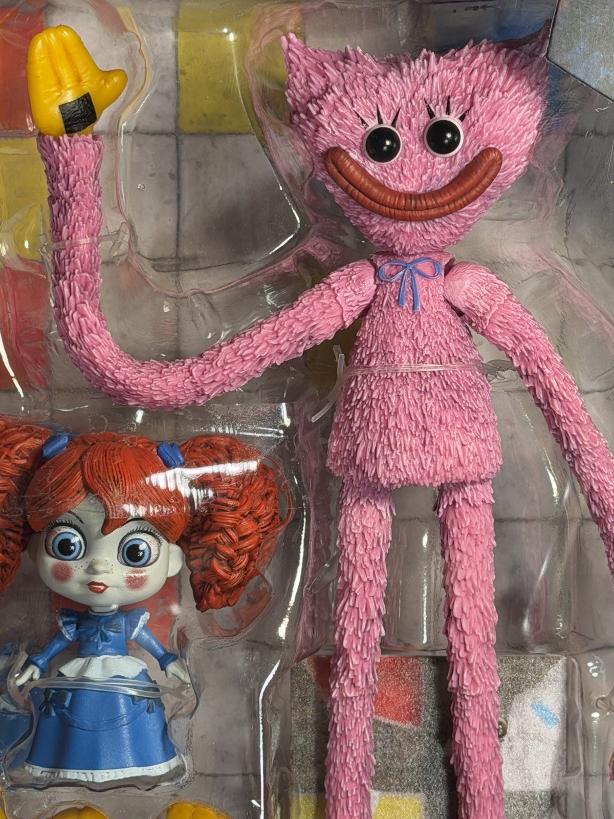 McFarlane Toys Poppy Playtime Kissy Missy & Poppy Articulated