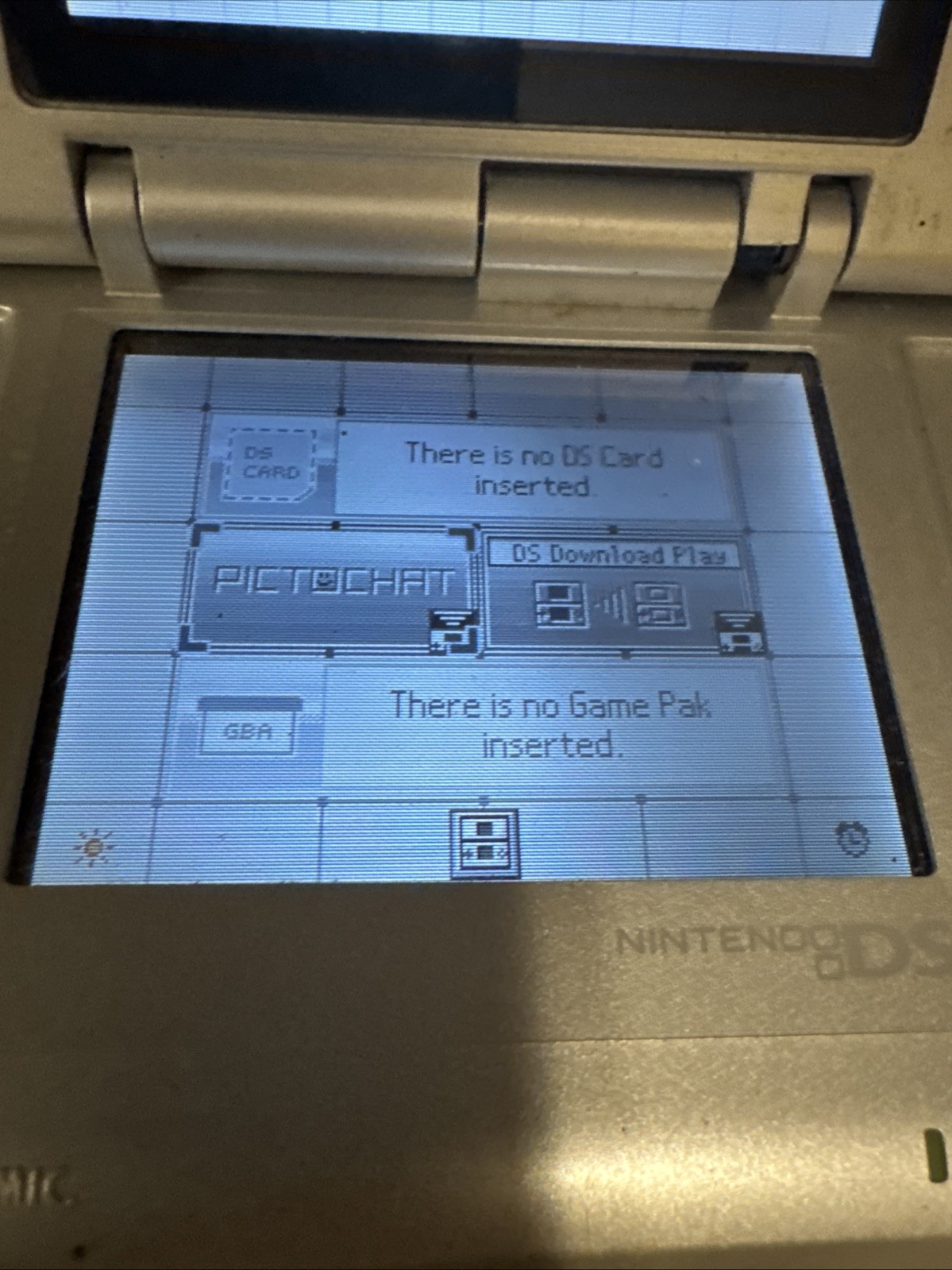 Nintendo DS Silver System Tested & Working – Fat Original – Cracked Hinge