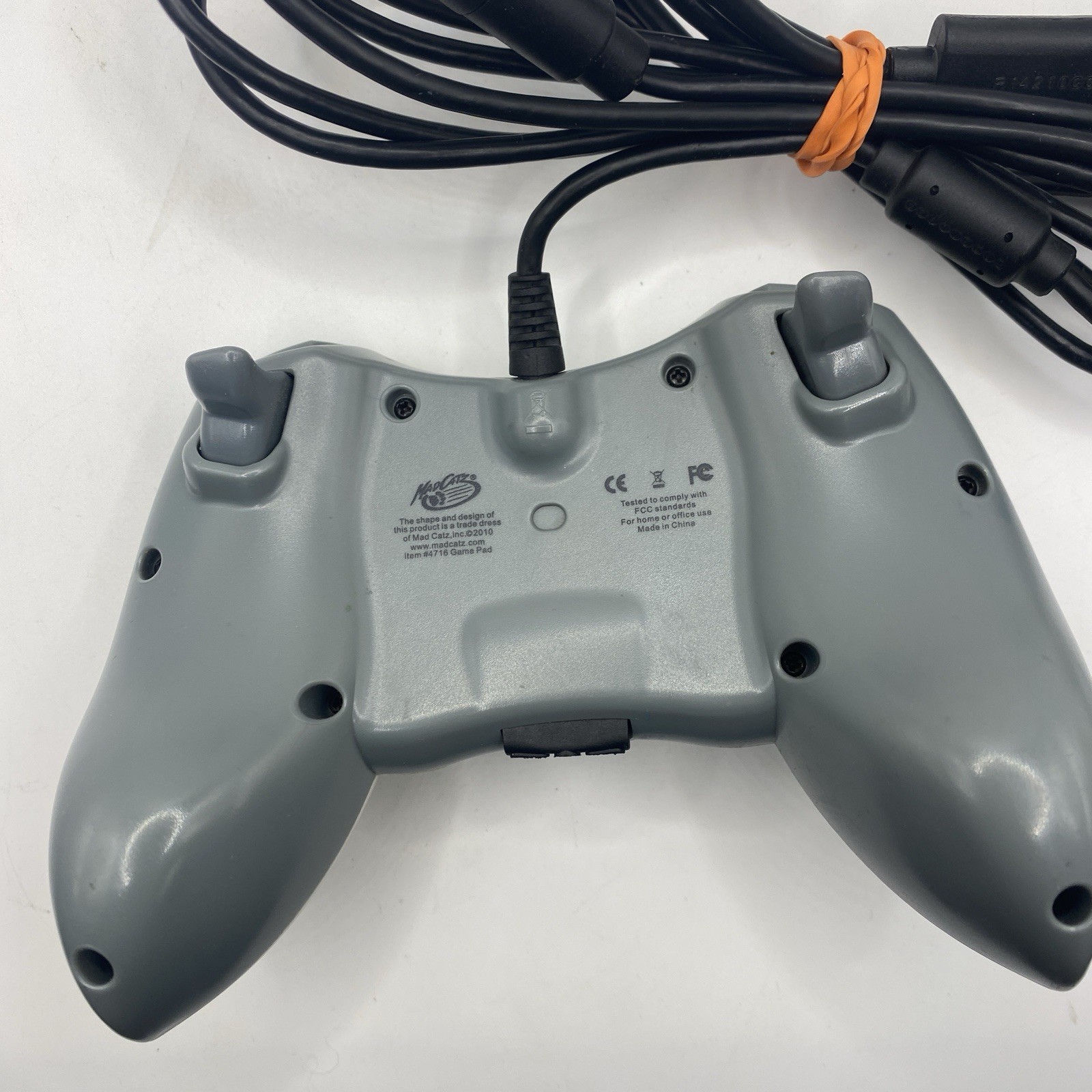 Mad Catz Wired USB Xbox 360 Controller White Gray 6ft Analog Joystick Vibration