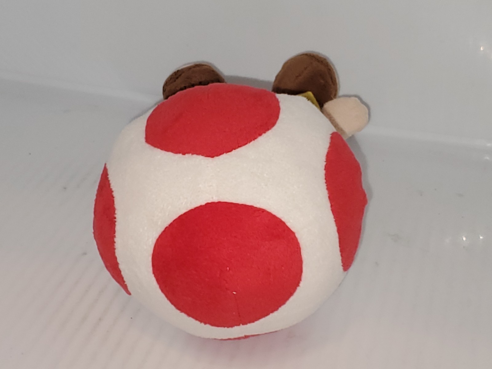 NIntendo Super Mario Toad Mushroom 7″ Plush Doll 2013.