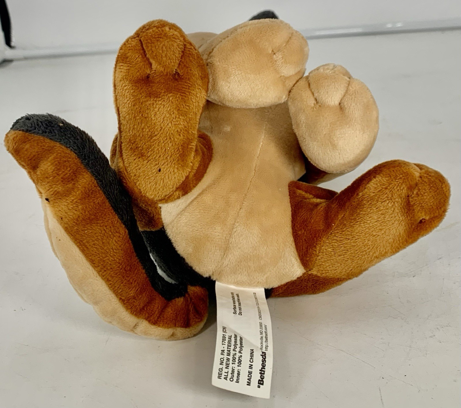 Fallout 4 Dogmeat Bethesda Plush Stuffed Animal Dog Bandana + Goggles