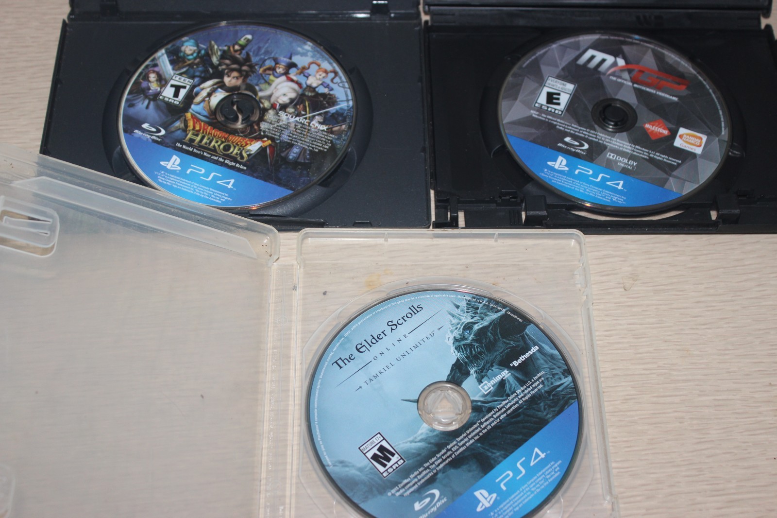 PlayStation 4 30+ games bundle: Spider-Man PS4, GTA V, Resident Evil, Witcher 3