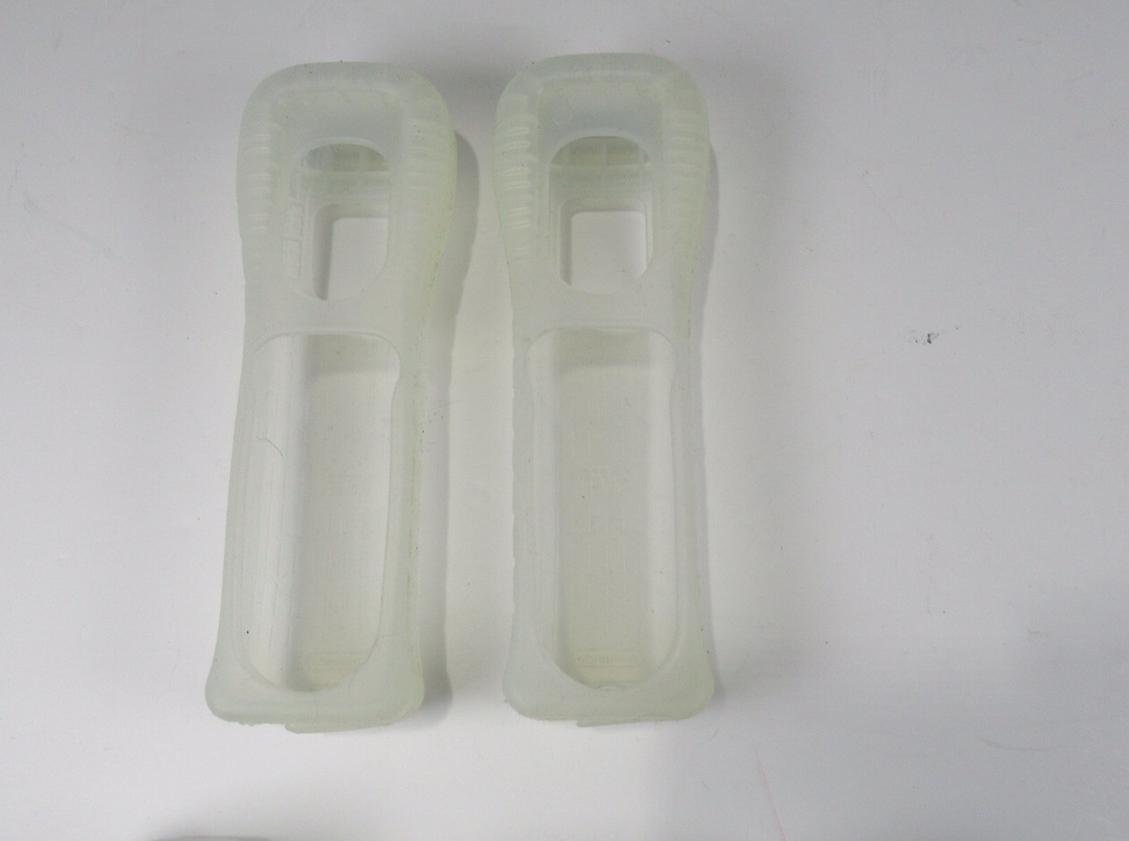 Official Nintendo Wii Remote Rubber Silicone Gel Cover Sleeves White Lot Of 2 C1