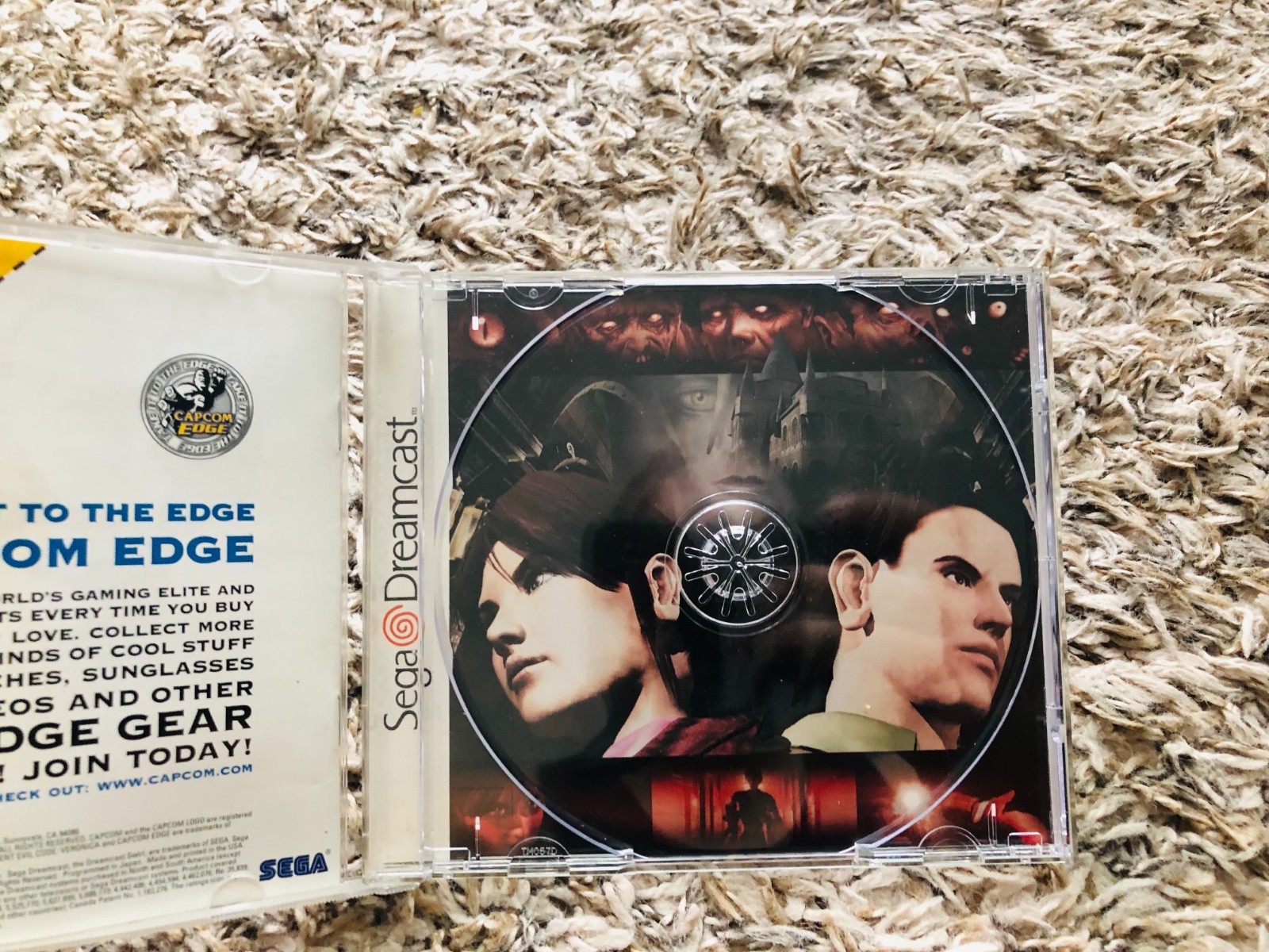 Resident Evil CODE: Veronica (Sega Dreamcast, 2000) Game Case with Manual Only