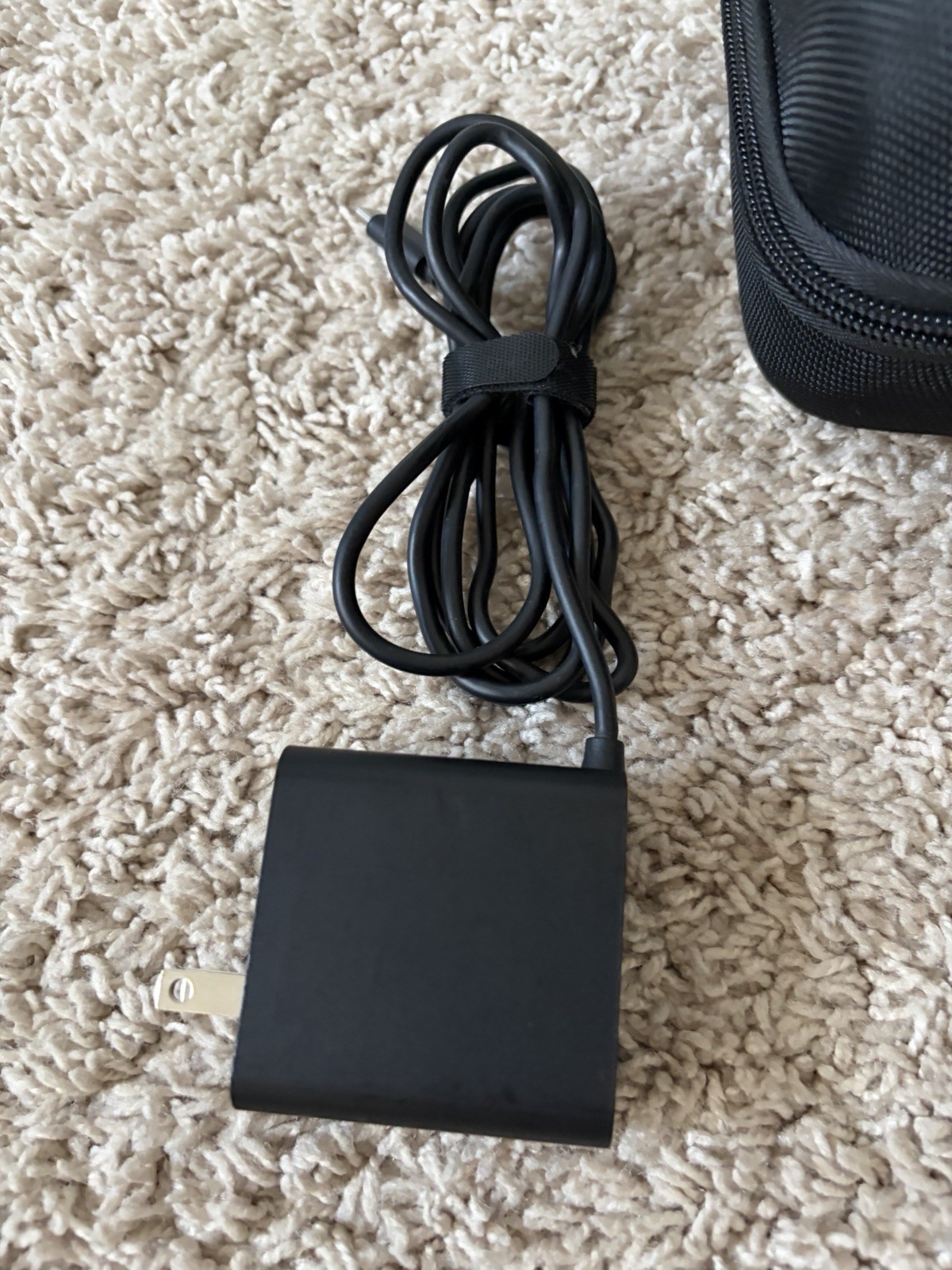 Legion Go 2 with Z2 Extreme, 32 GB RAM, 1TB HD, OLED (In Hand) MINT