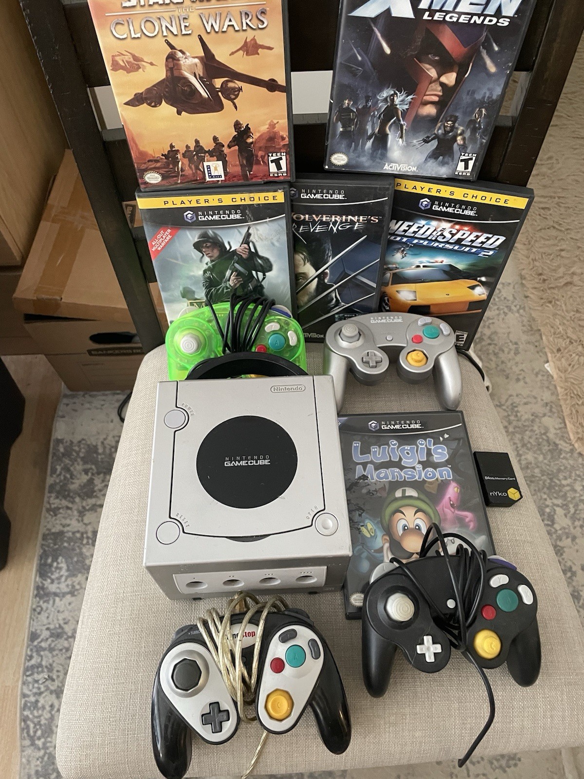 Nintendo GameCube Console Bundle w/ Controllers, Memory Card, Games & Manual